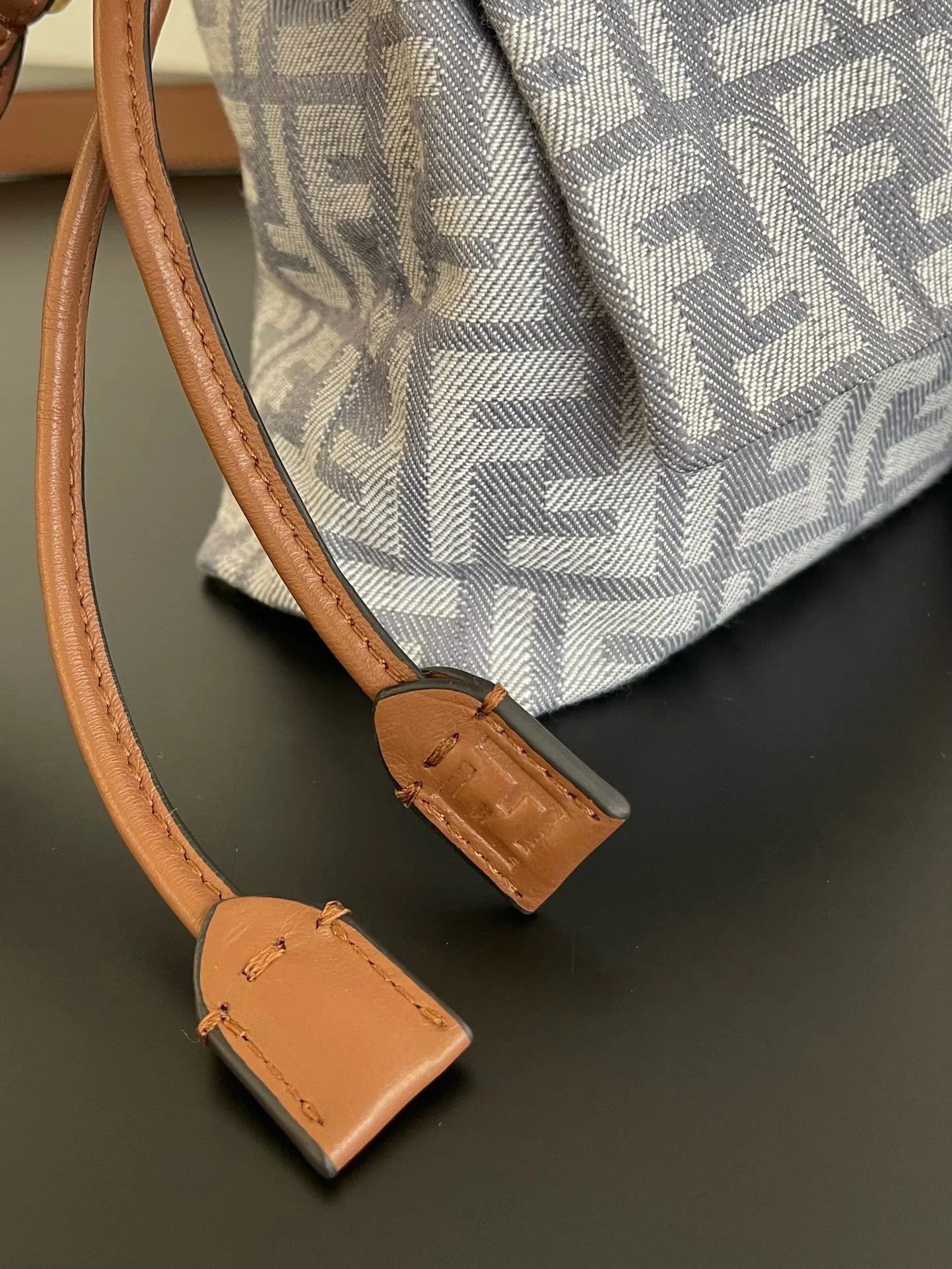 Сумки На Ремне Женские Fendi 292937