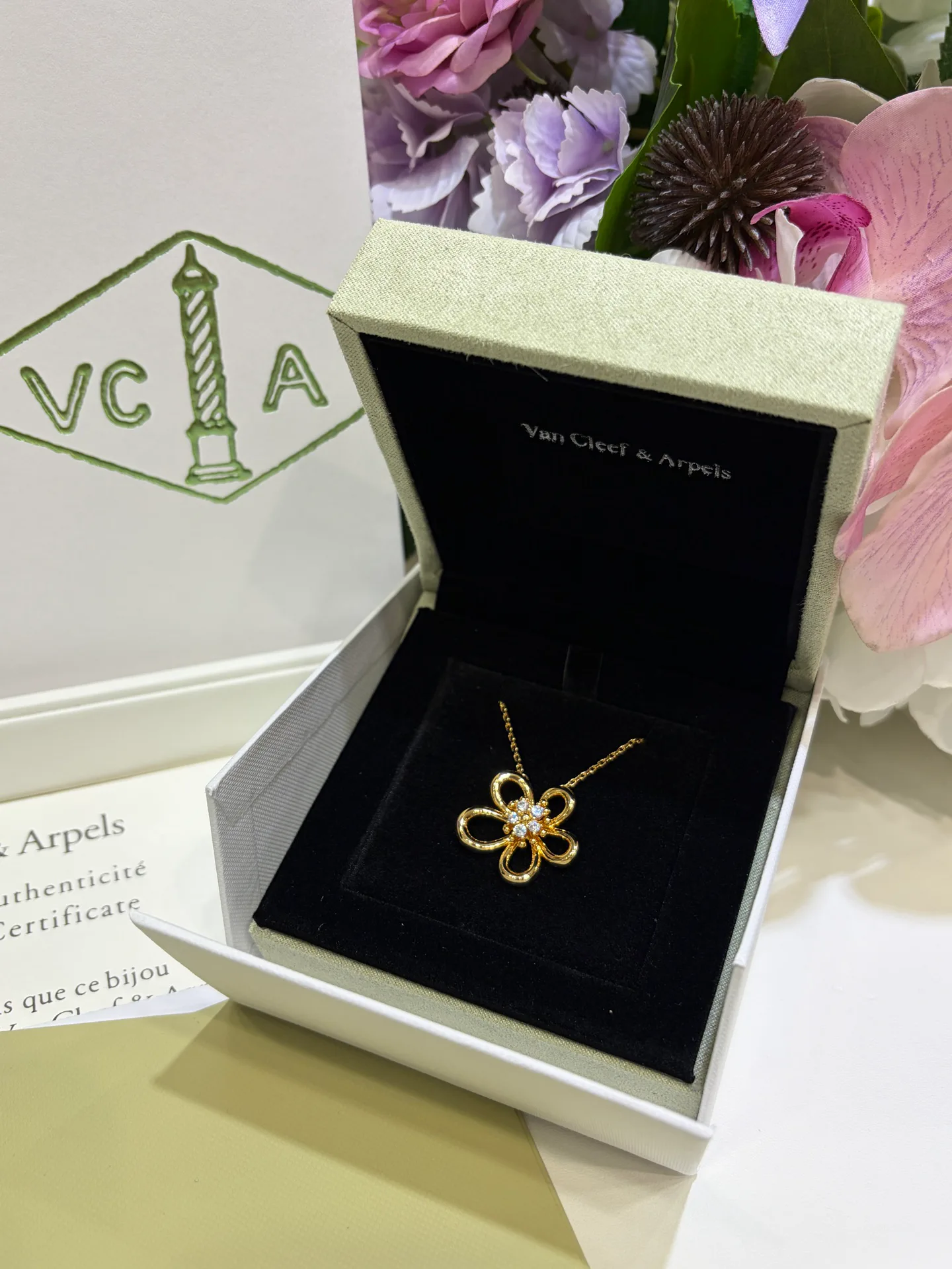 Бижутерия Van Cleef & Arpels 5096706