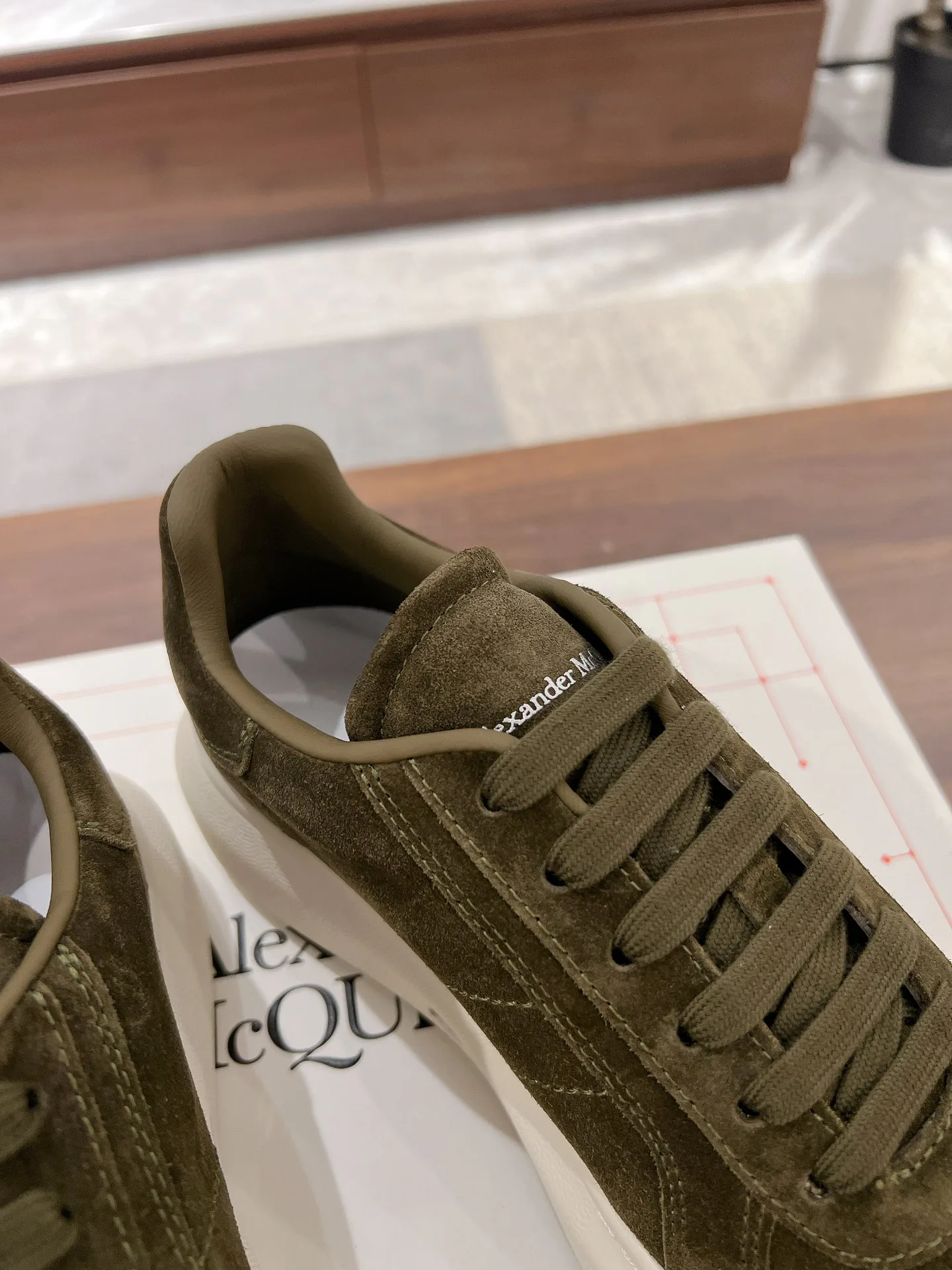 Кроссовки Женские Alexander Mcqueen 3446154