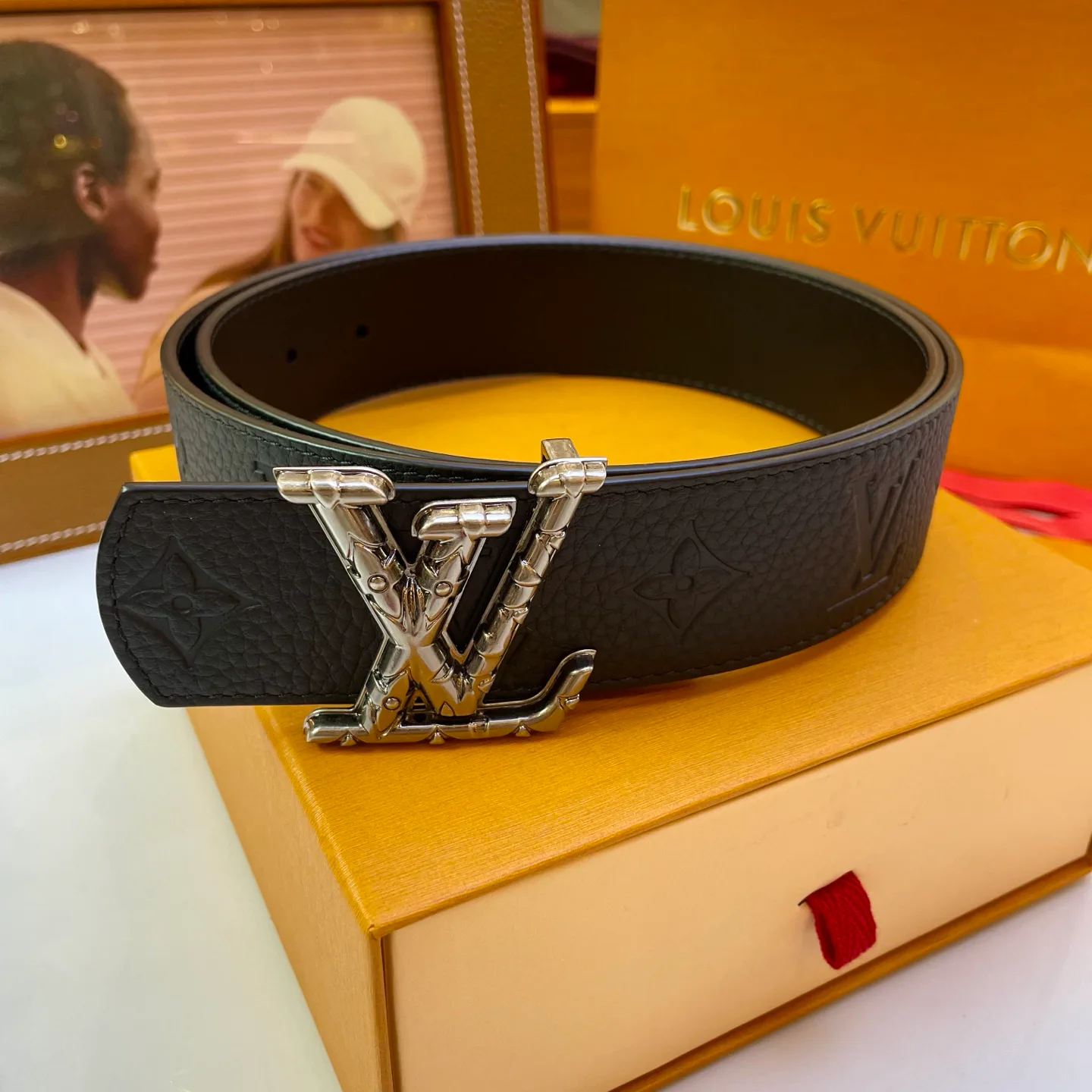 Ремни Louis Vuitton 11406613