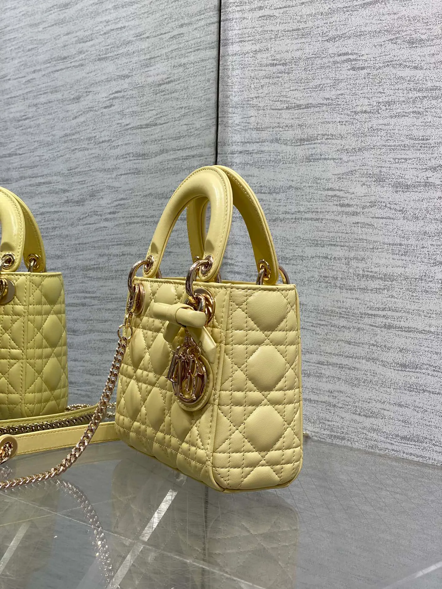 Классические Сумки Женские Christian Dior 17601485