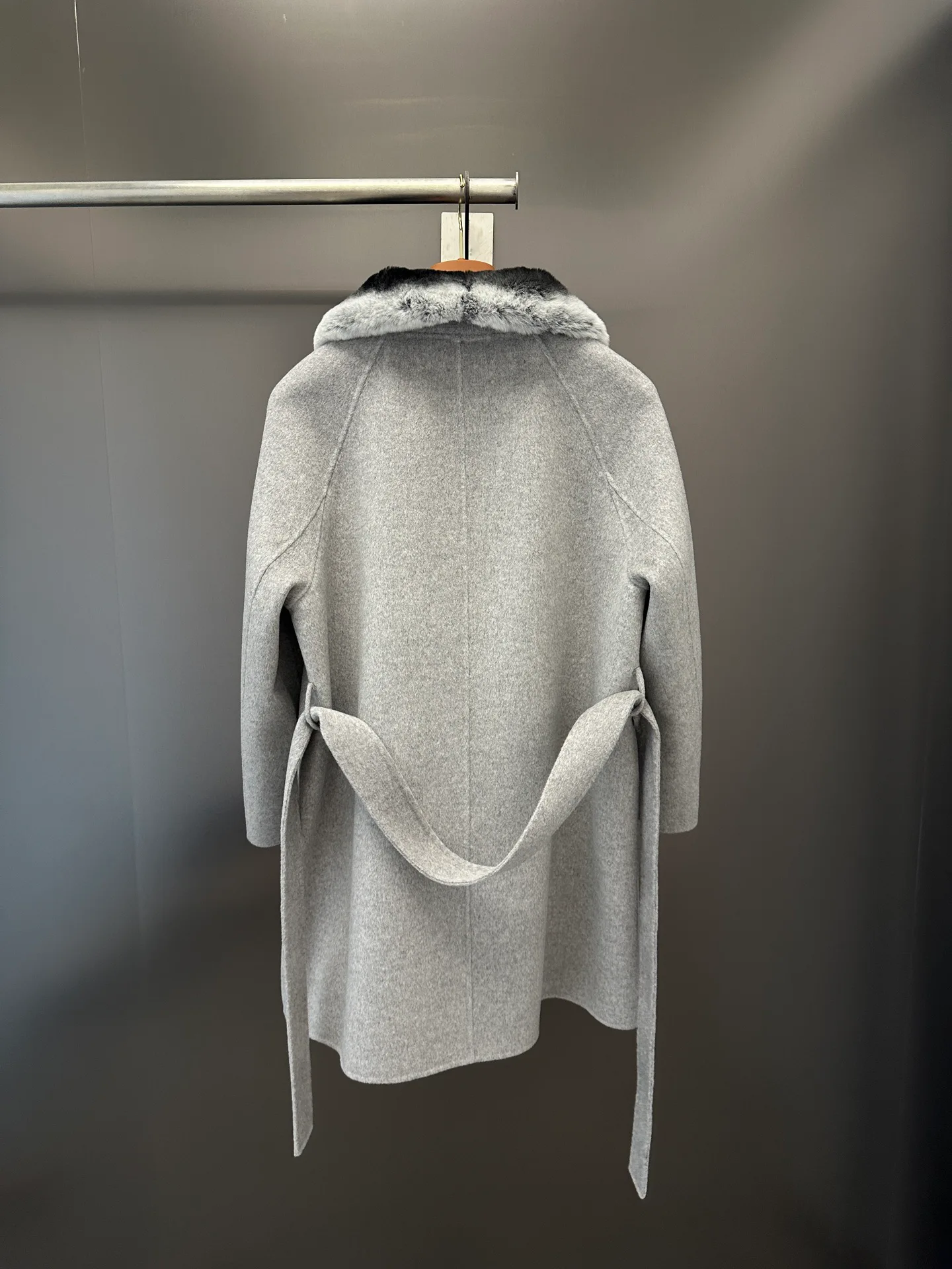 Пальто Женские Loro Piana 18364458