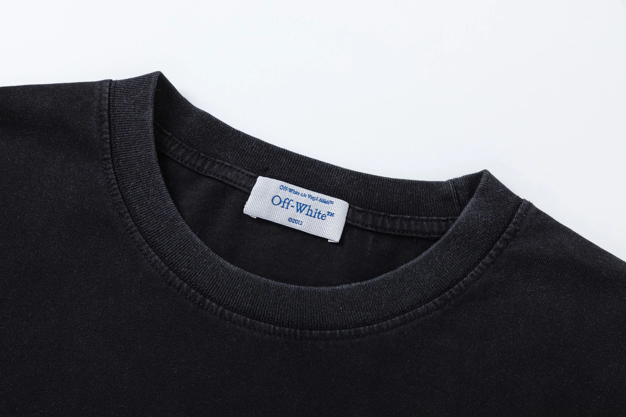 Футболки Мужские Off-White 13428861