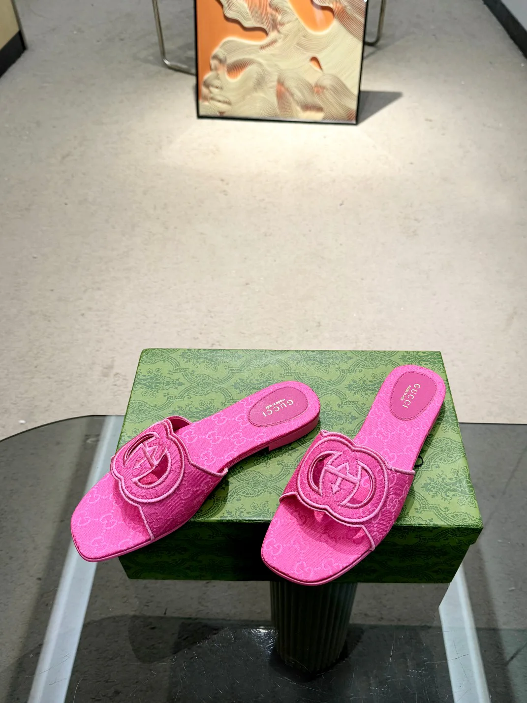 Шлепанцы Женские Gucci 11890952