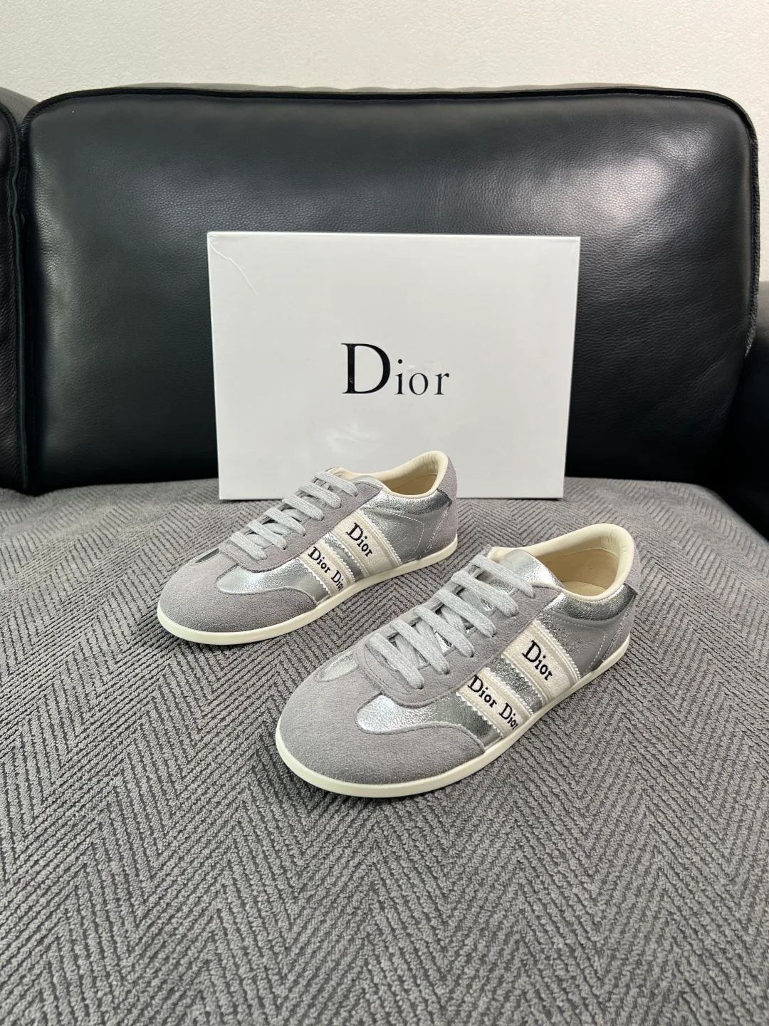 Кроссовки Женские Christian Dior 18592273