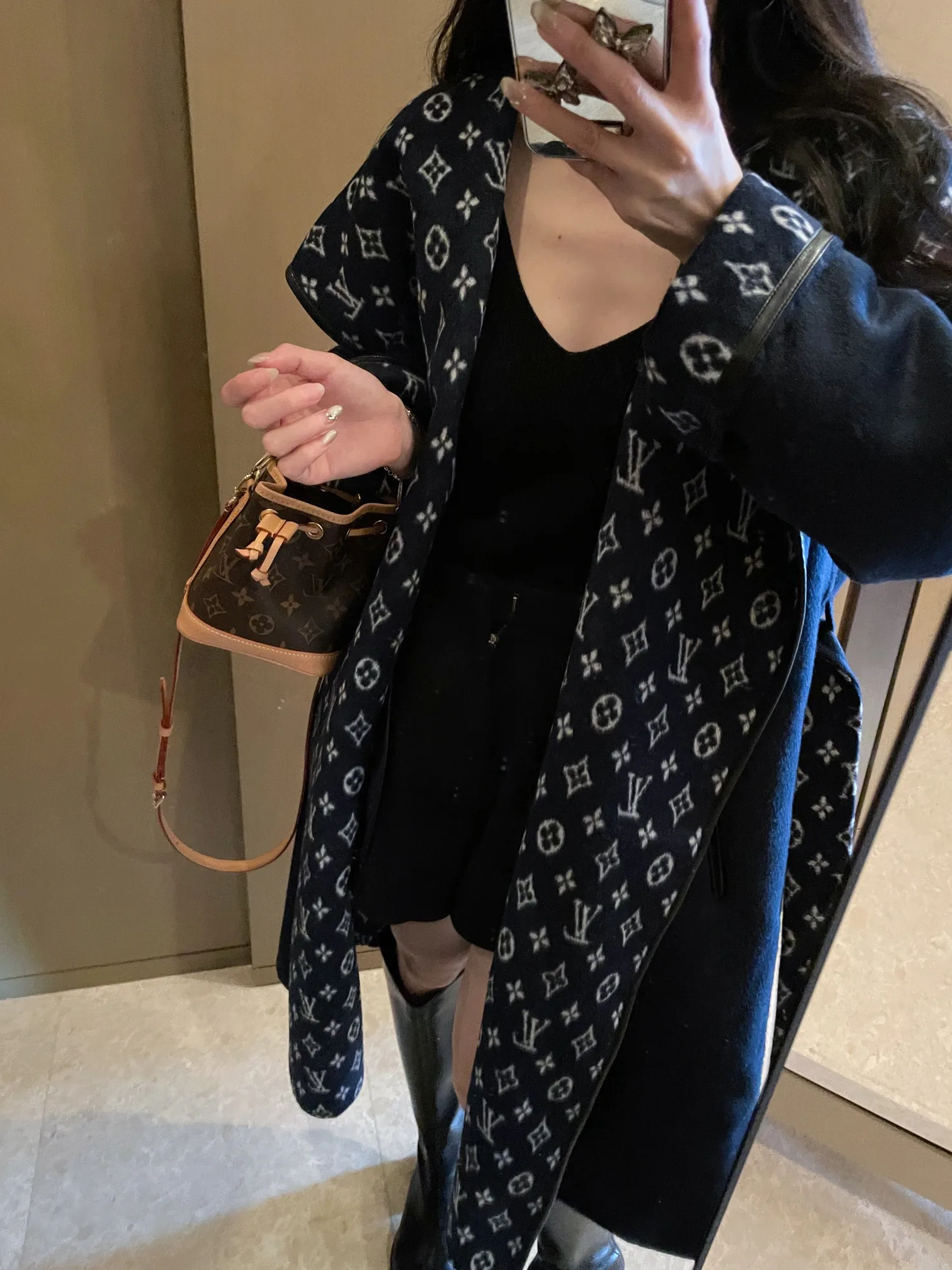 Пальто Женские Louis Vuitton 797010