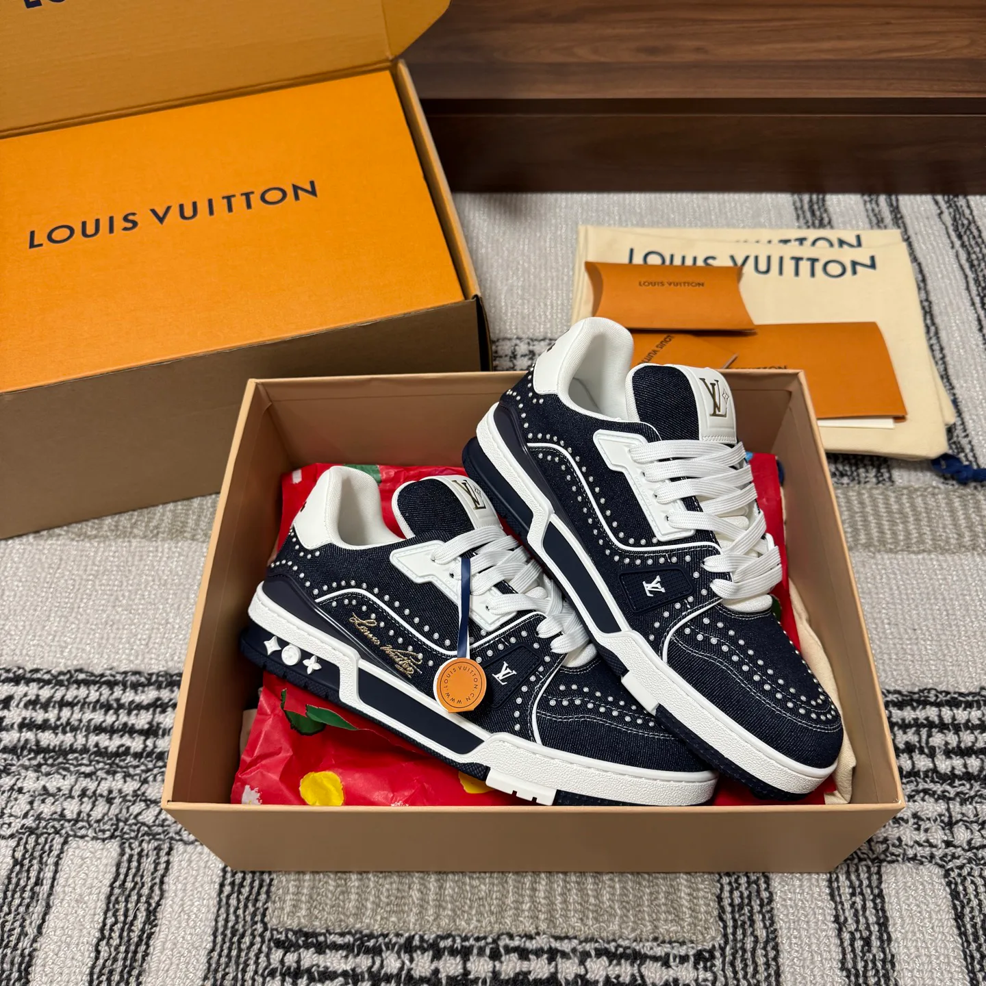 Кроссовки Женские Louis Vuitton 1546753