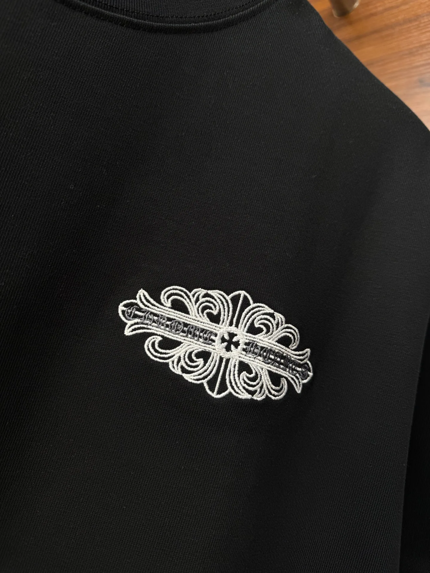 Футболки Женские Chrome Hearts 11679860