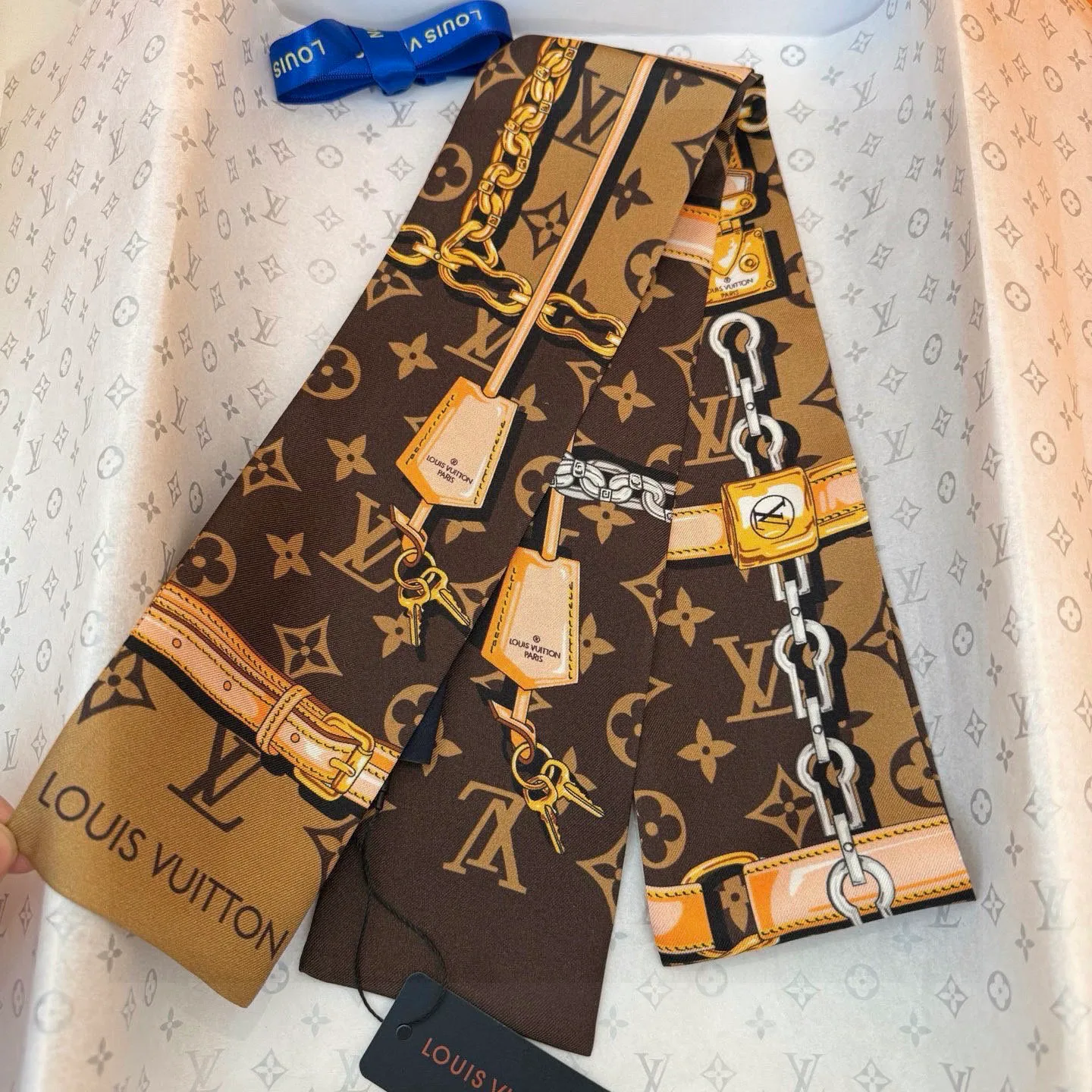 Шарфы Louis Vuitton 11888312