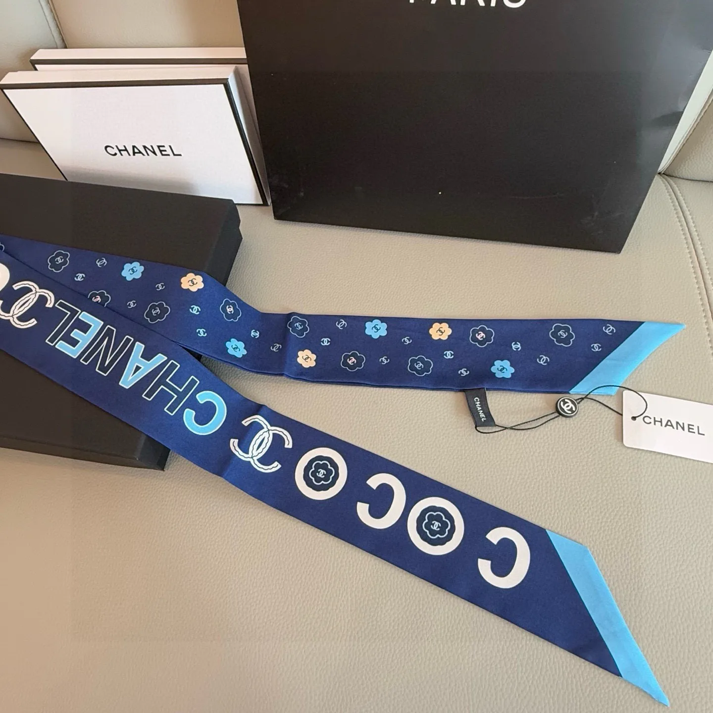 Платки Chanel 11568157
