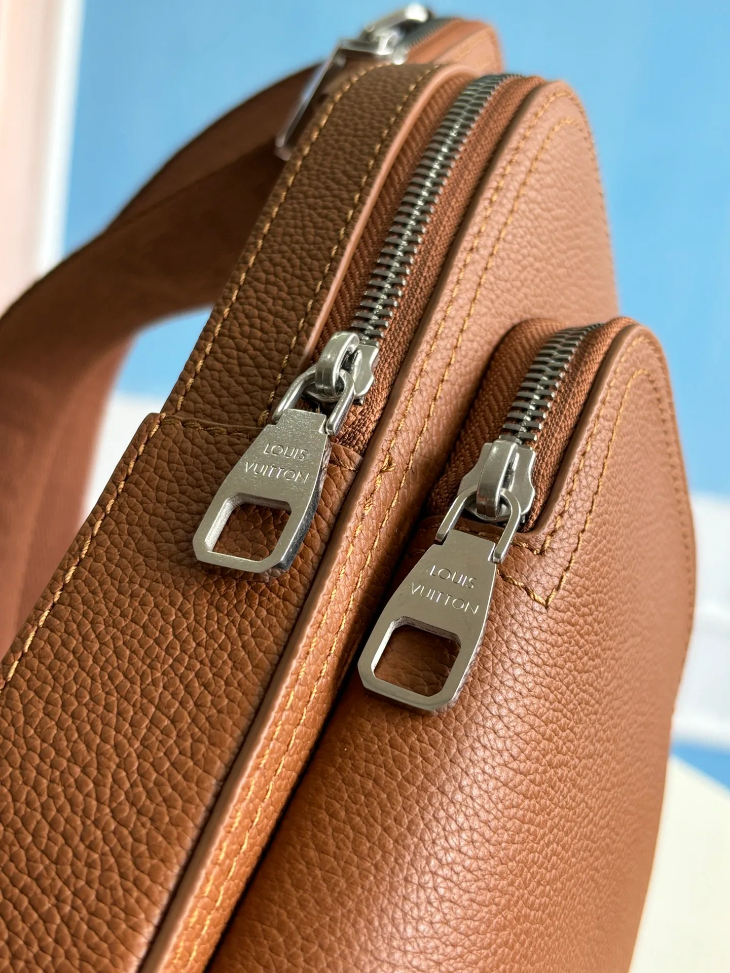 Барсетки Мужские Louis Vuitton 19257885