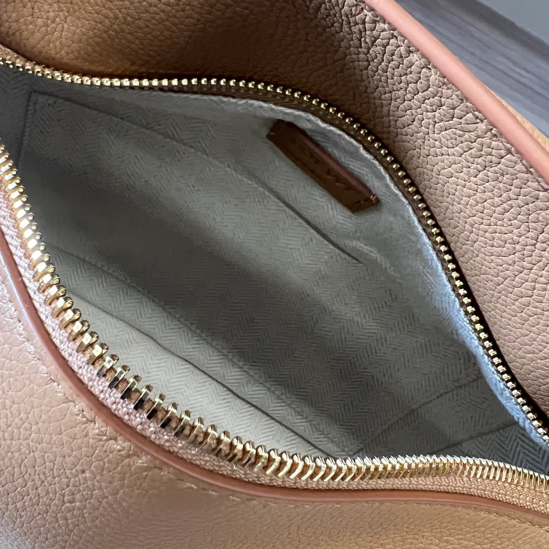 Сумки На Ремне Женские Loewe 690464