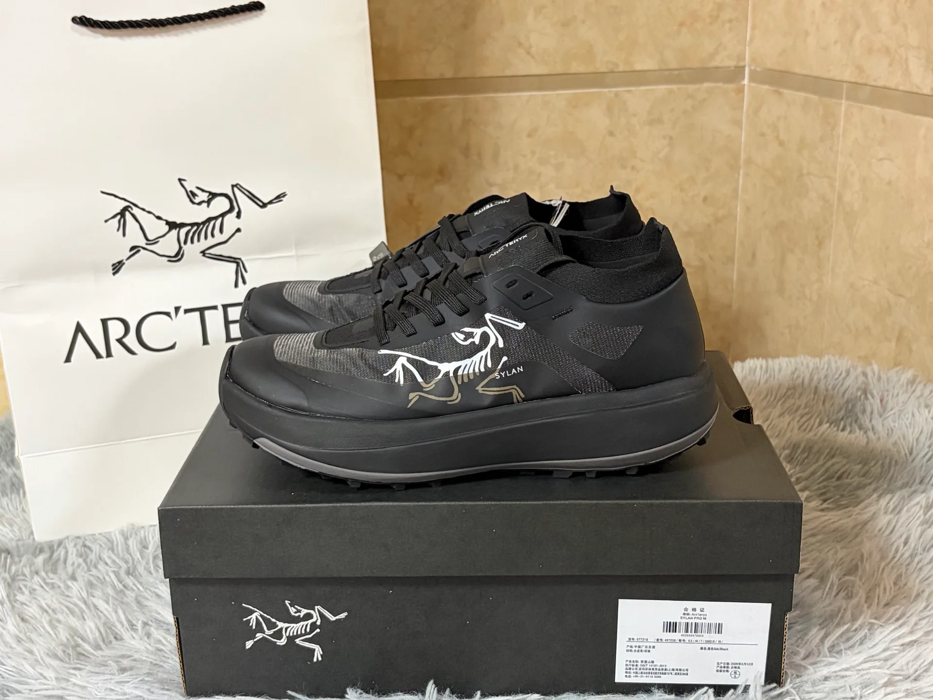 Кроссовки Мужские Arcteryx 17184764