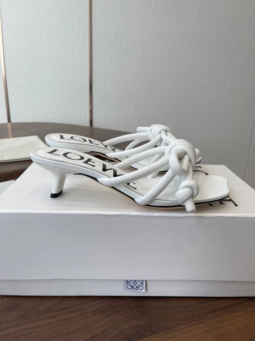 Босоножки Женские Loewe 11428011