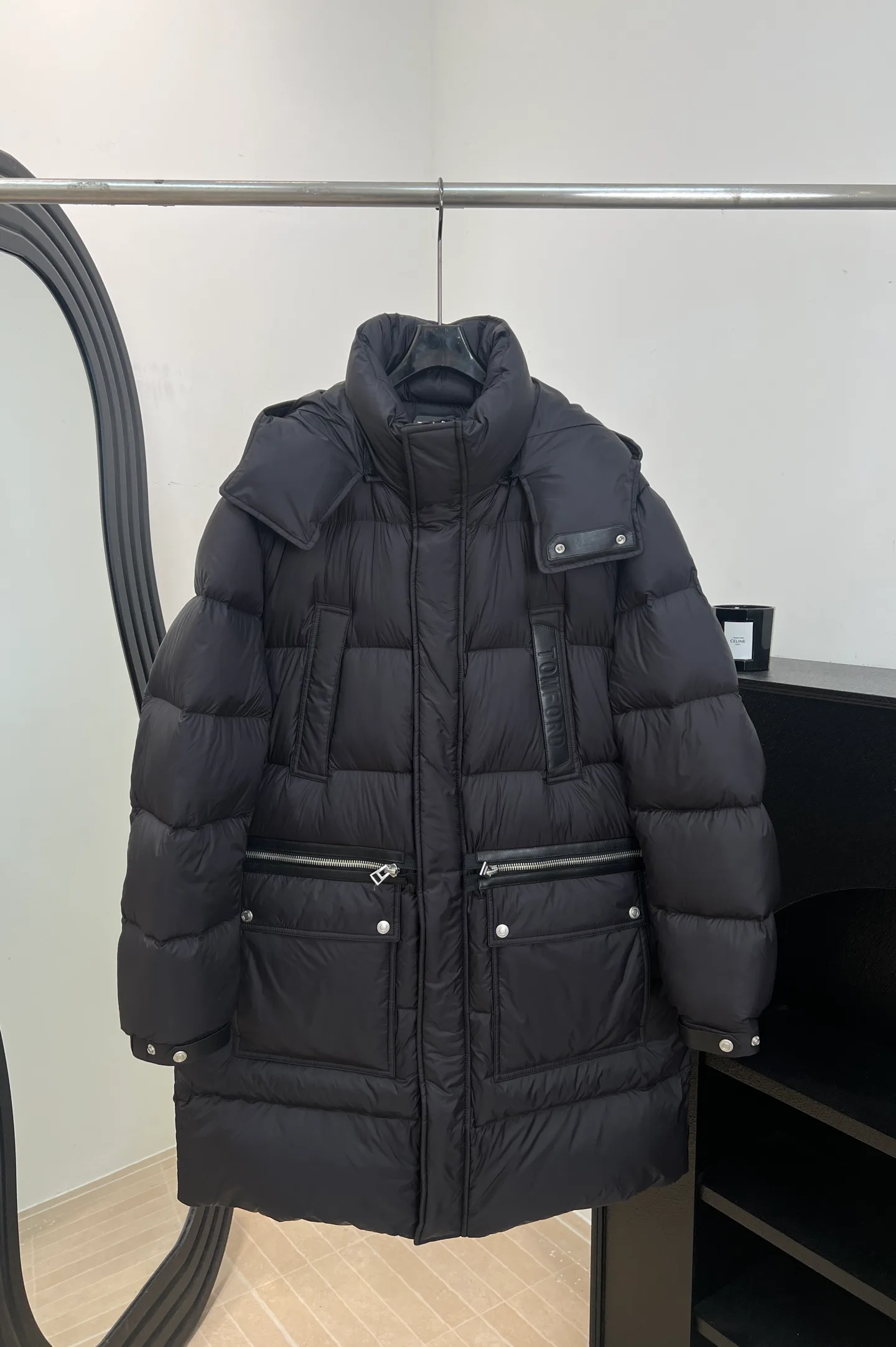 Куртки И Пуховики Женские Tom Ford 18733542