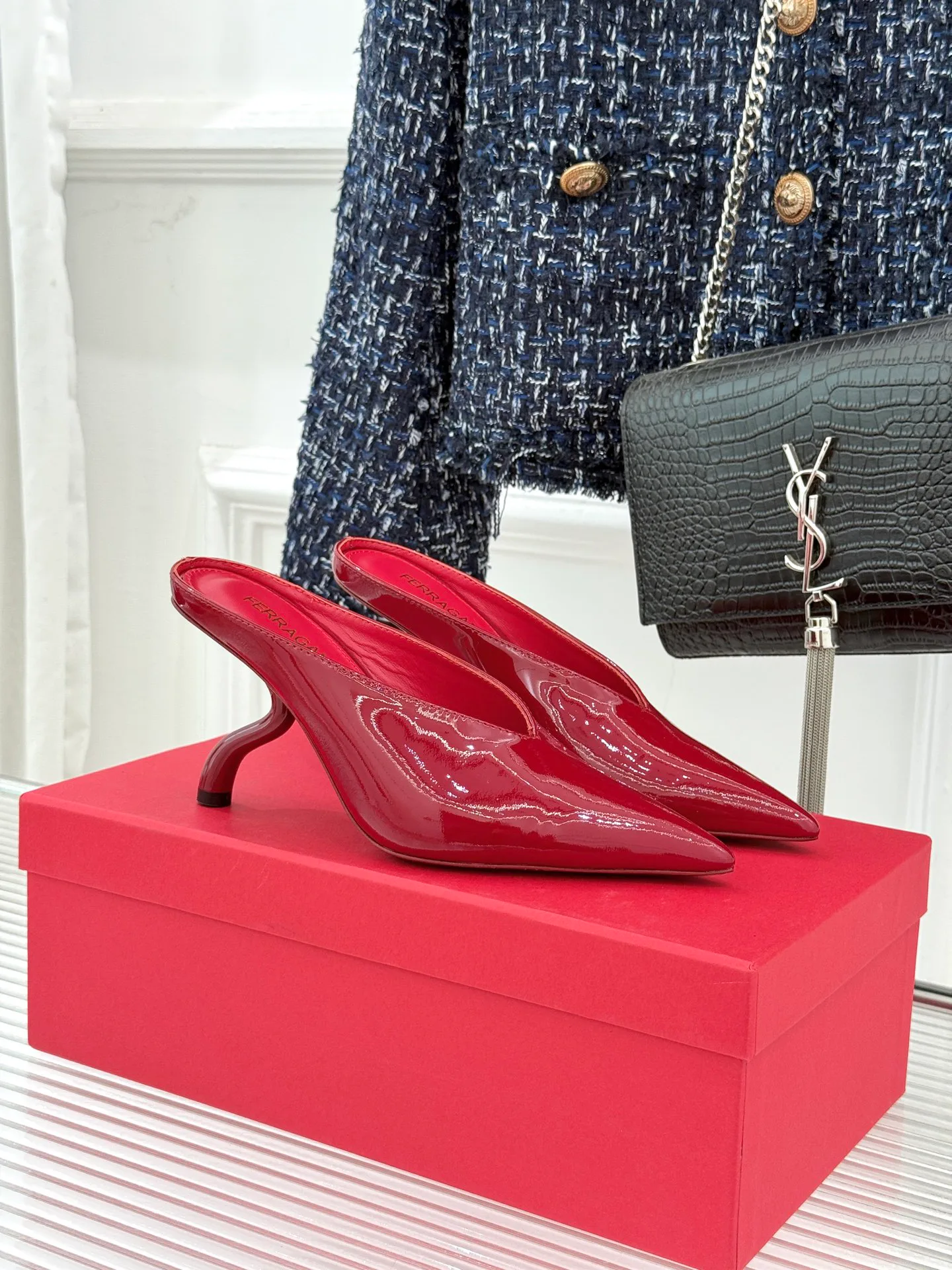 Туфли Женские Salvatore Ferragamo 718166