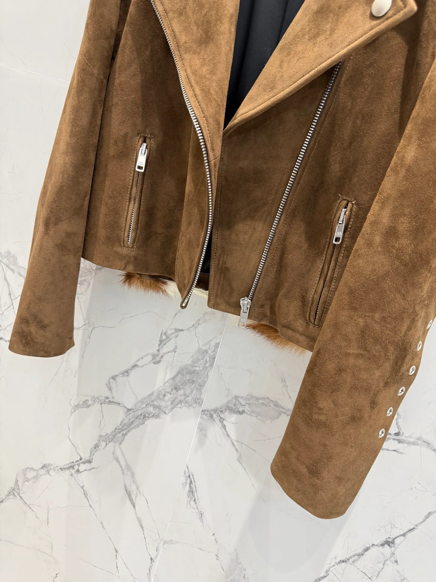 Кожаные Куртки И Дублёнки Женские Balenciaga 11181116