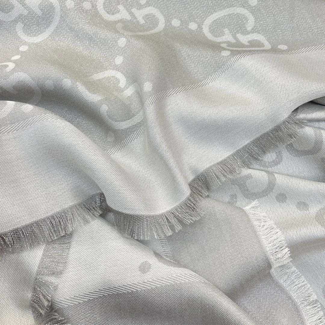 Шарфы Gucci 689017