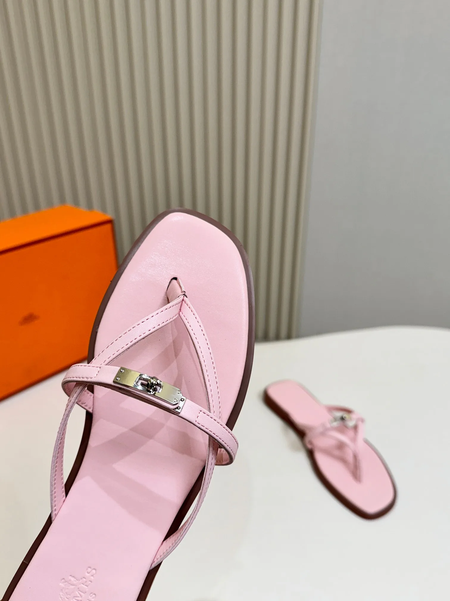 Шлепанцы Женские Hermes 1855975