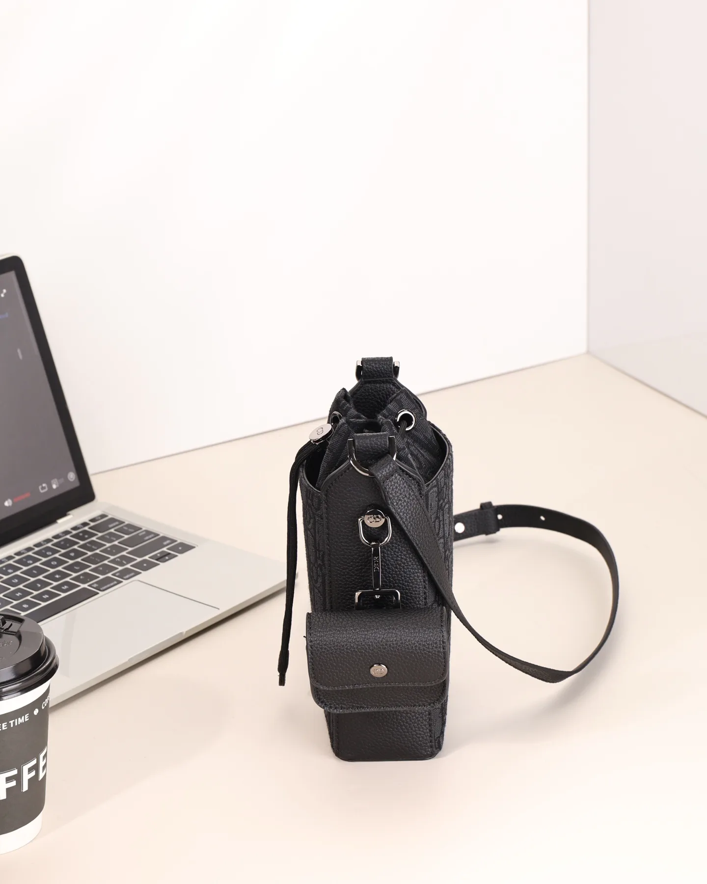 Сумки На Ремне Женские Christian Dior 6262025