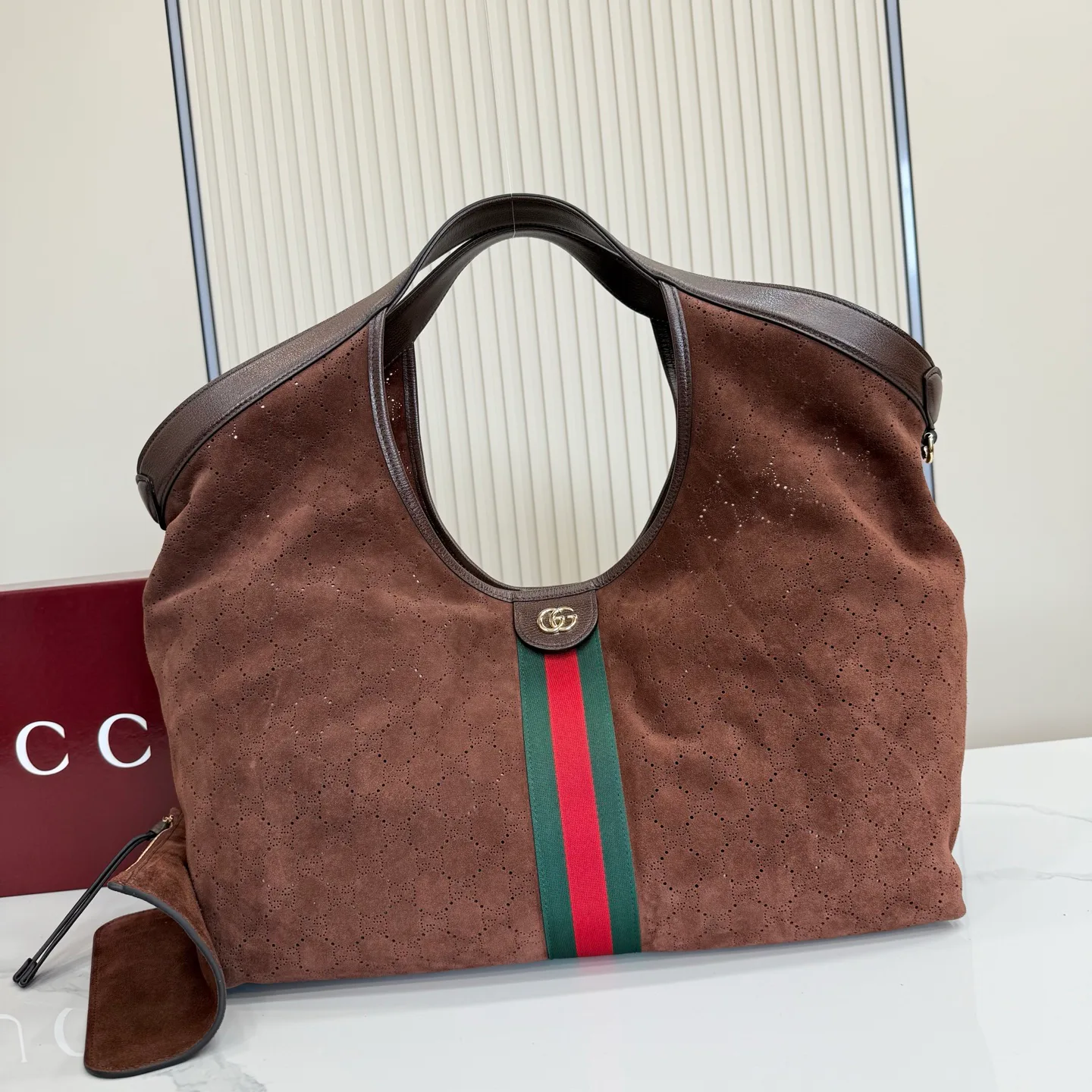 Классические Сумки Женские Gucci 18210735