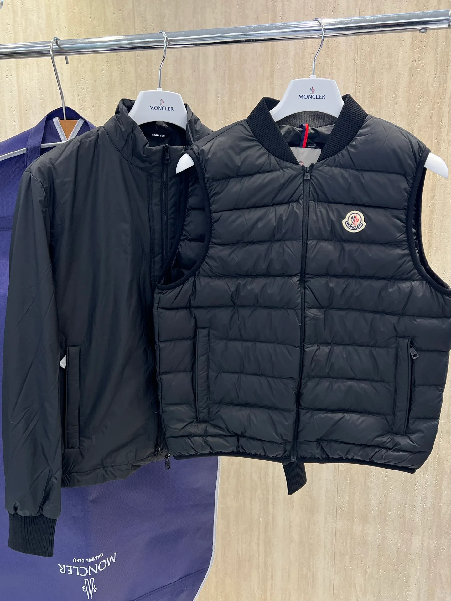 Куртки И Пуховики Женские Moncler 18264467
