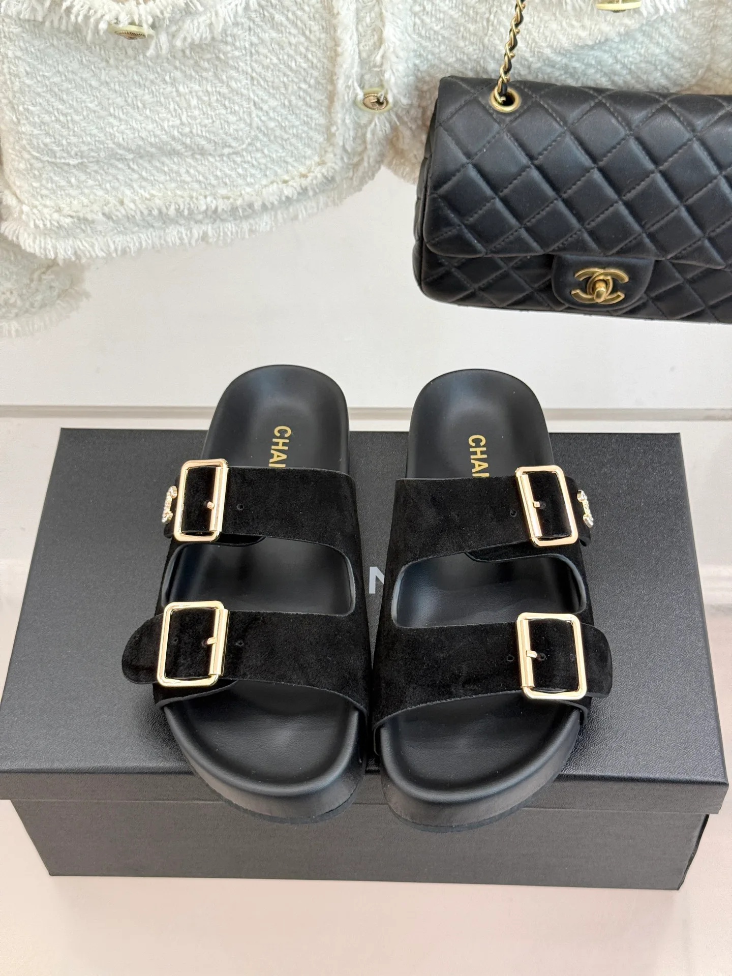 Шлепанцы Женские Chanel 11646683