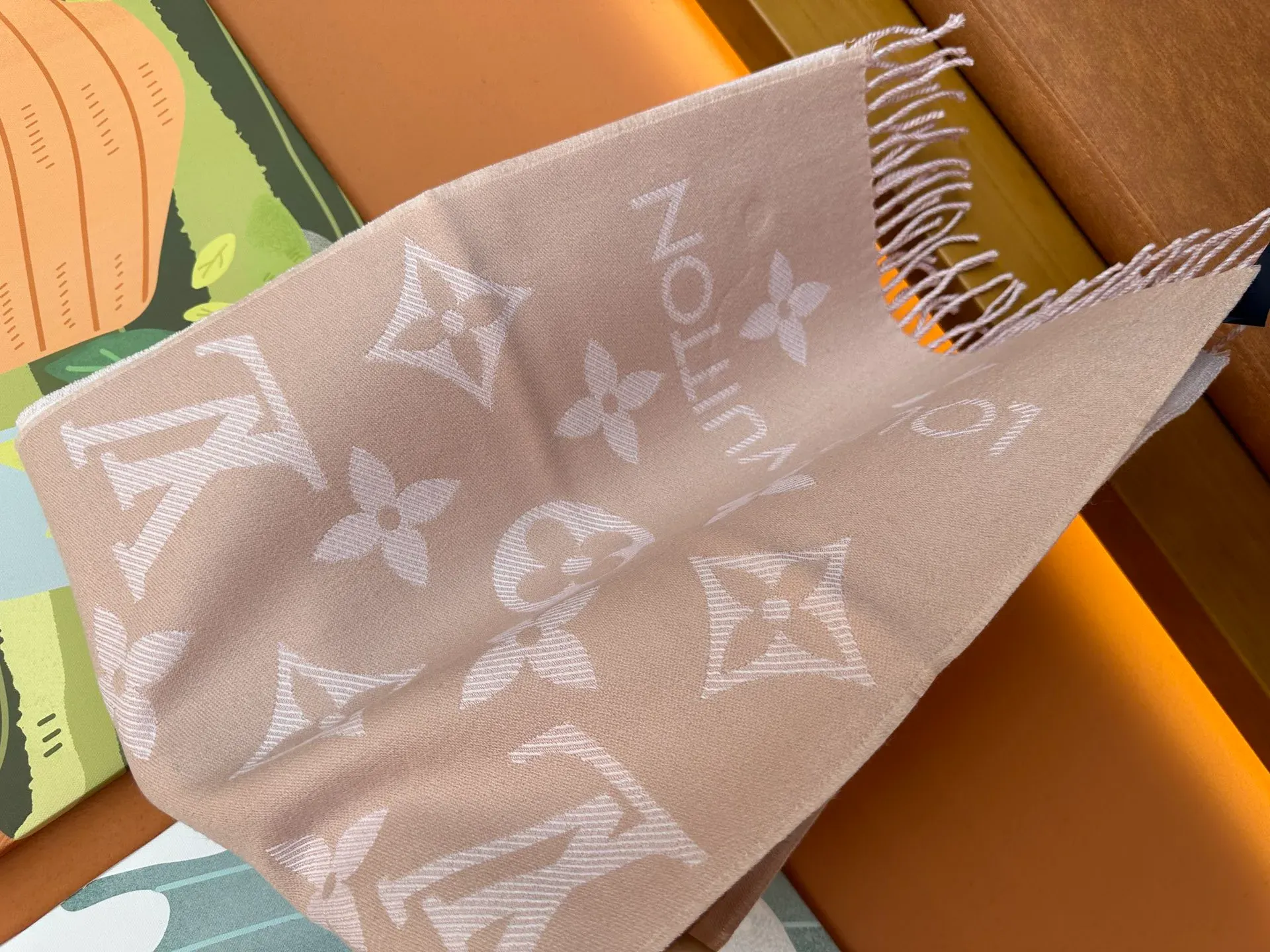 Шарфы Louis Vuitton 4443