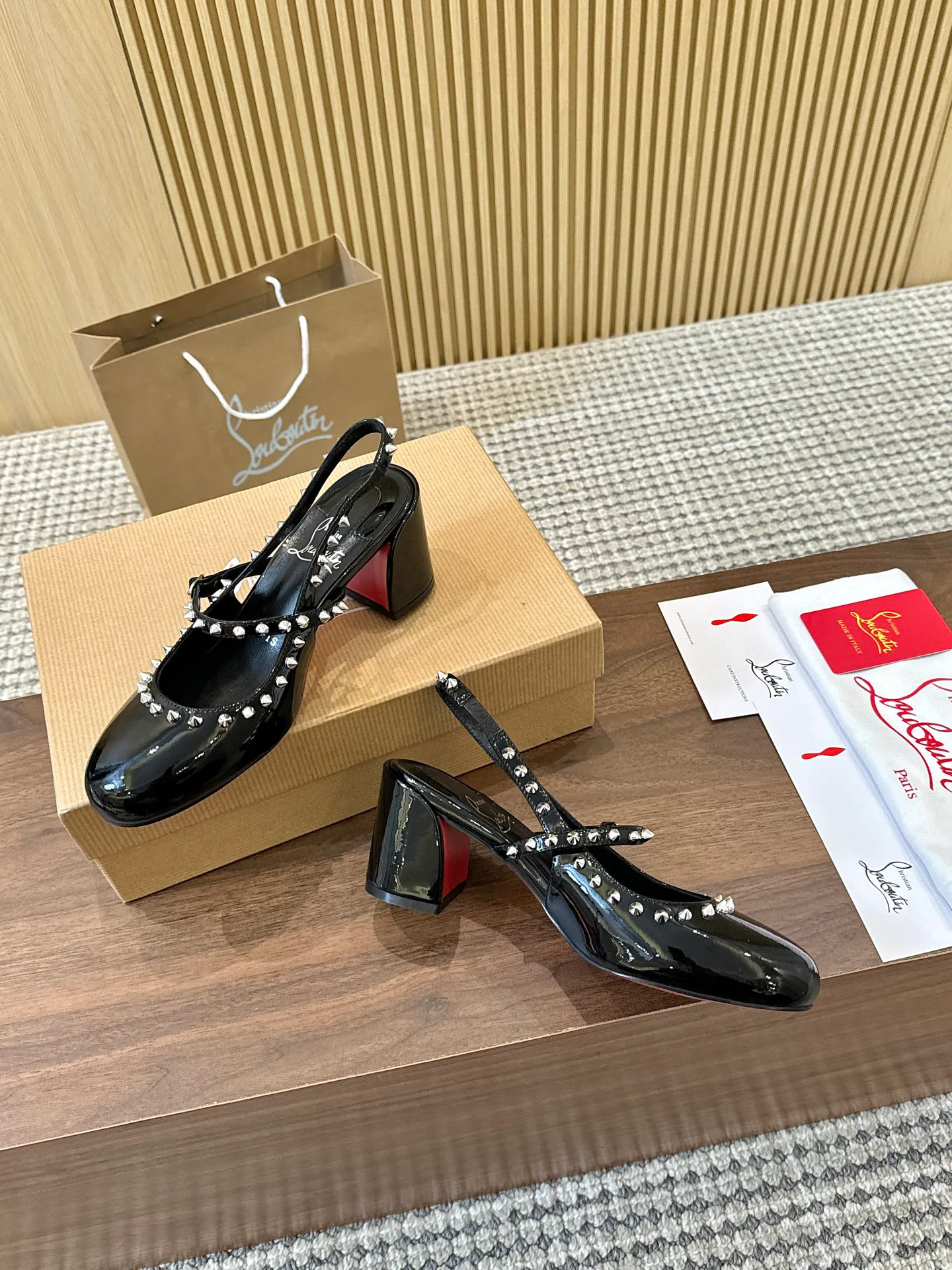Туфли Женские Christian Louboutin 1856065