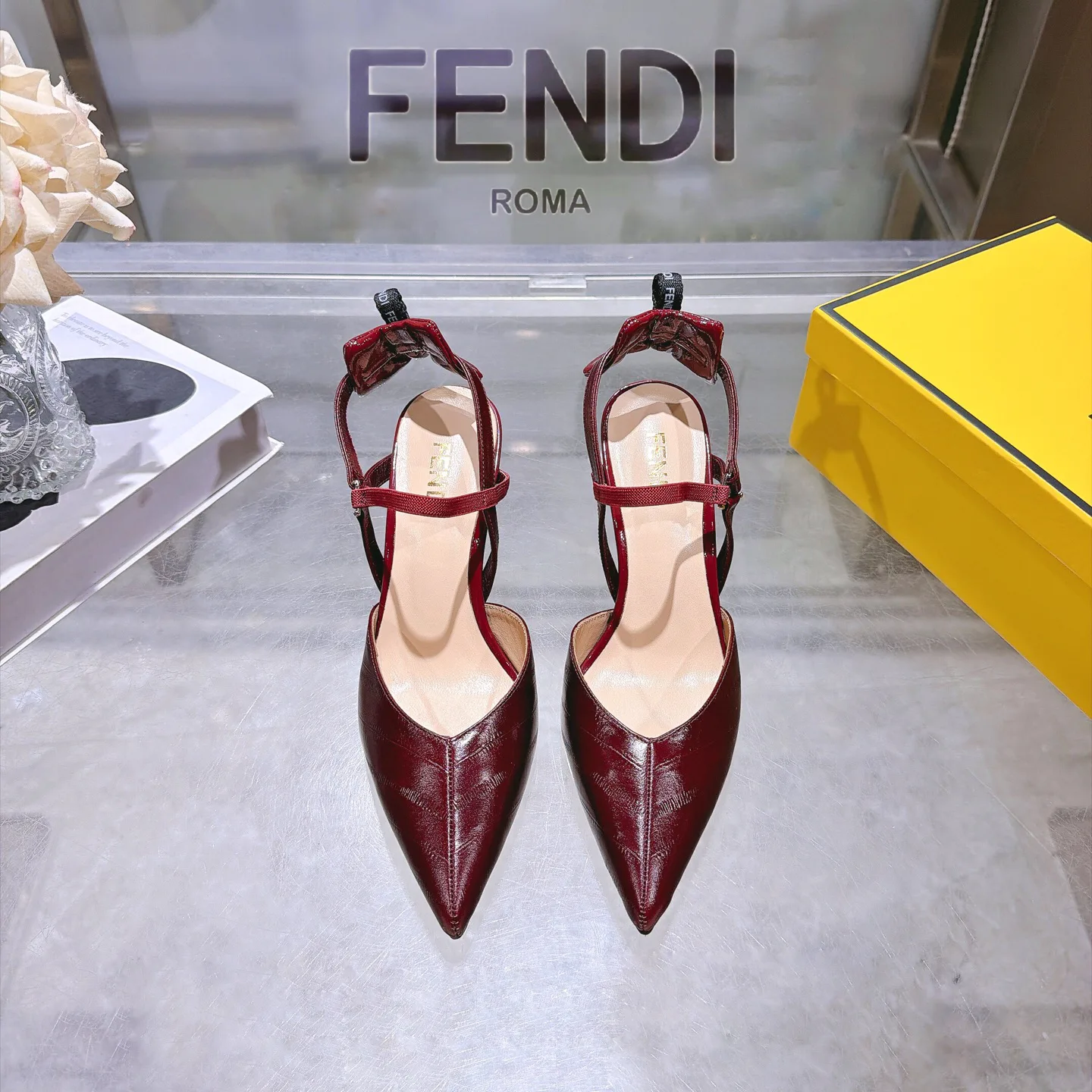Туфли Женские Fendi 18247857