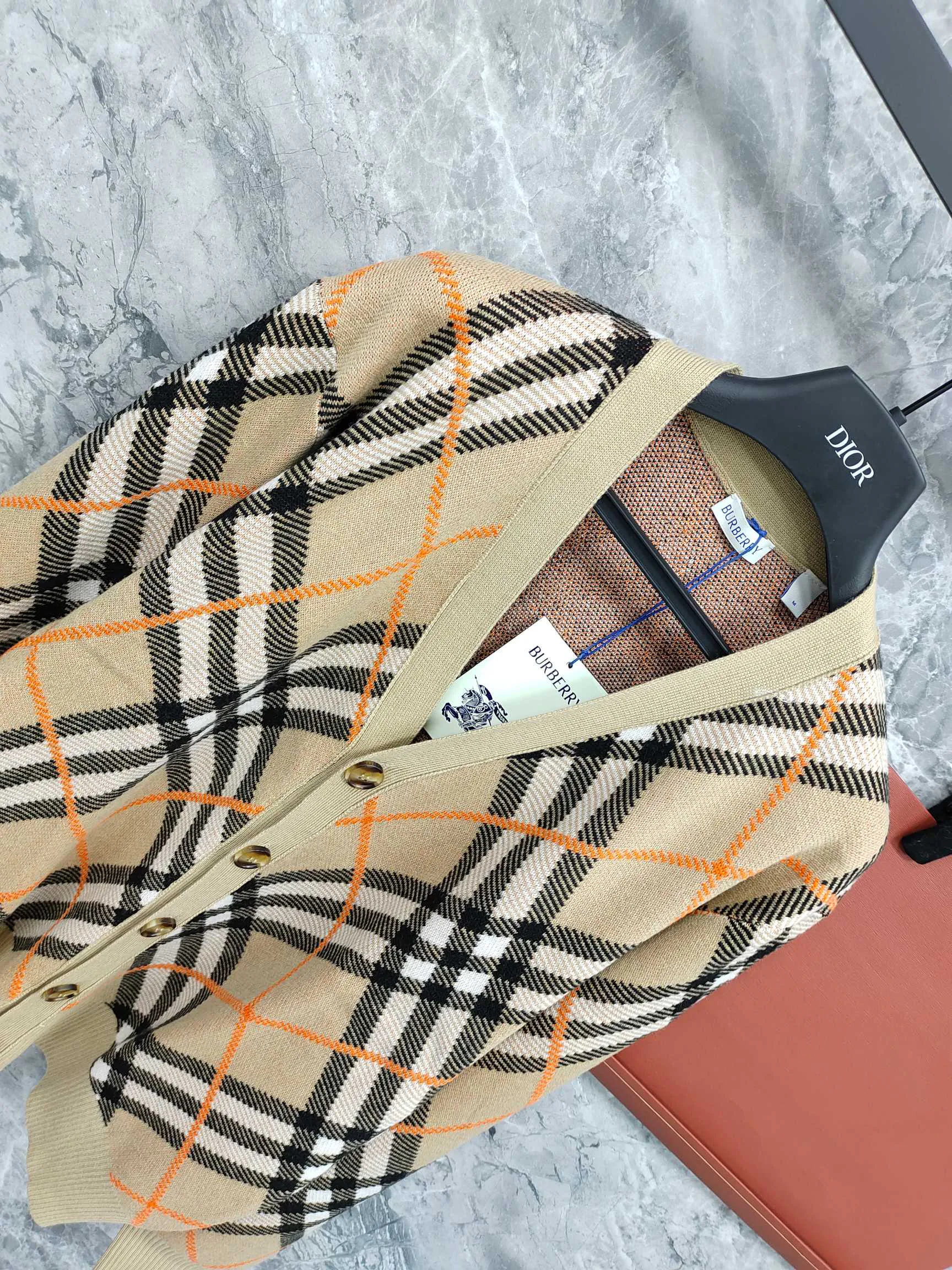 Джемперы И Свитеры Женские Burberry 18743419