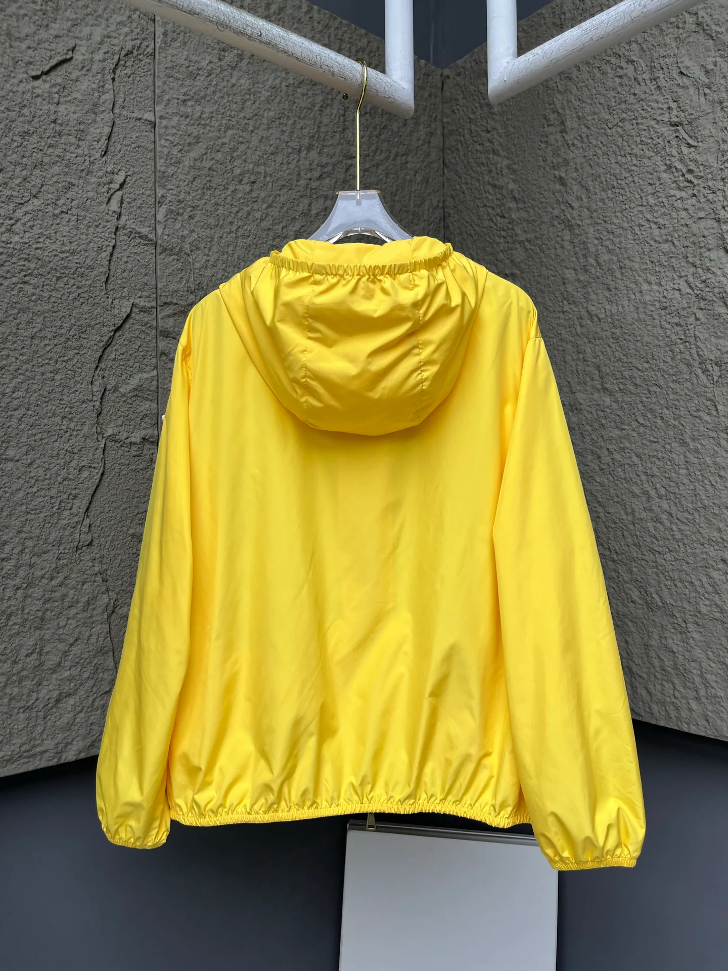 Куртки И Пуховики Женские Moncler 14179716