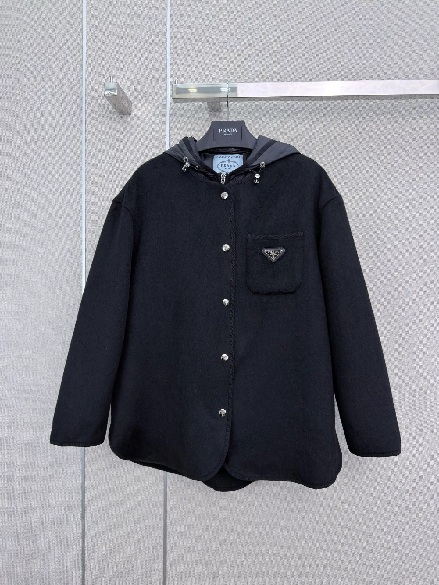 Куртки И Пуховики Женские Prada 18185776
