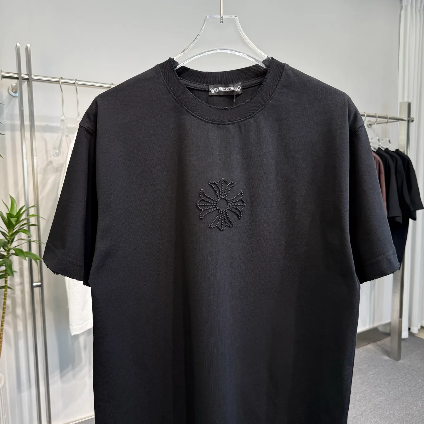 Футболки Женские Chrome Hearts 11350137