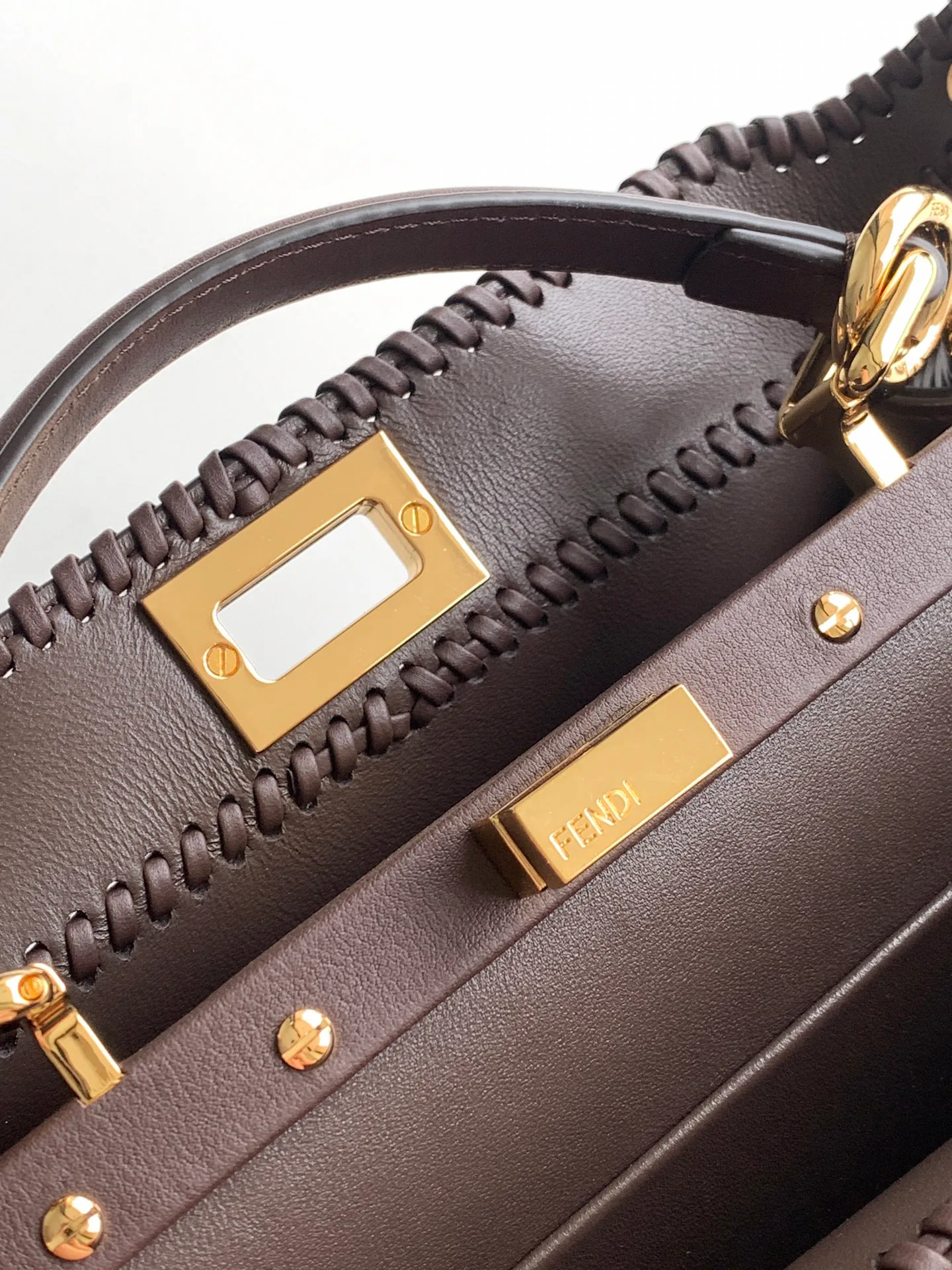 Классические Сумки Женские Fendi 13234486