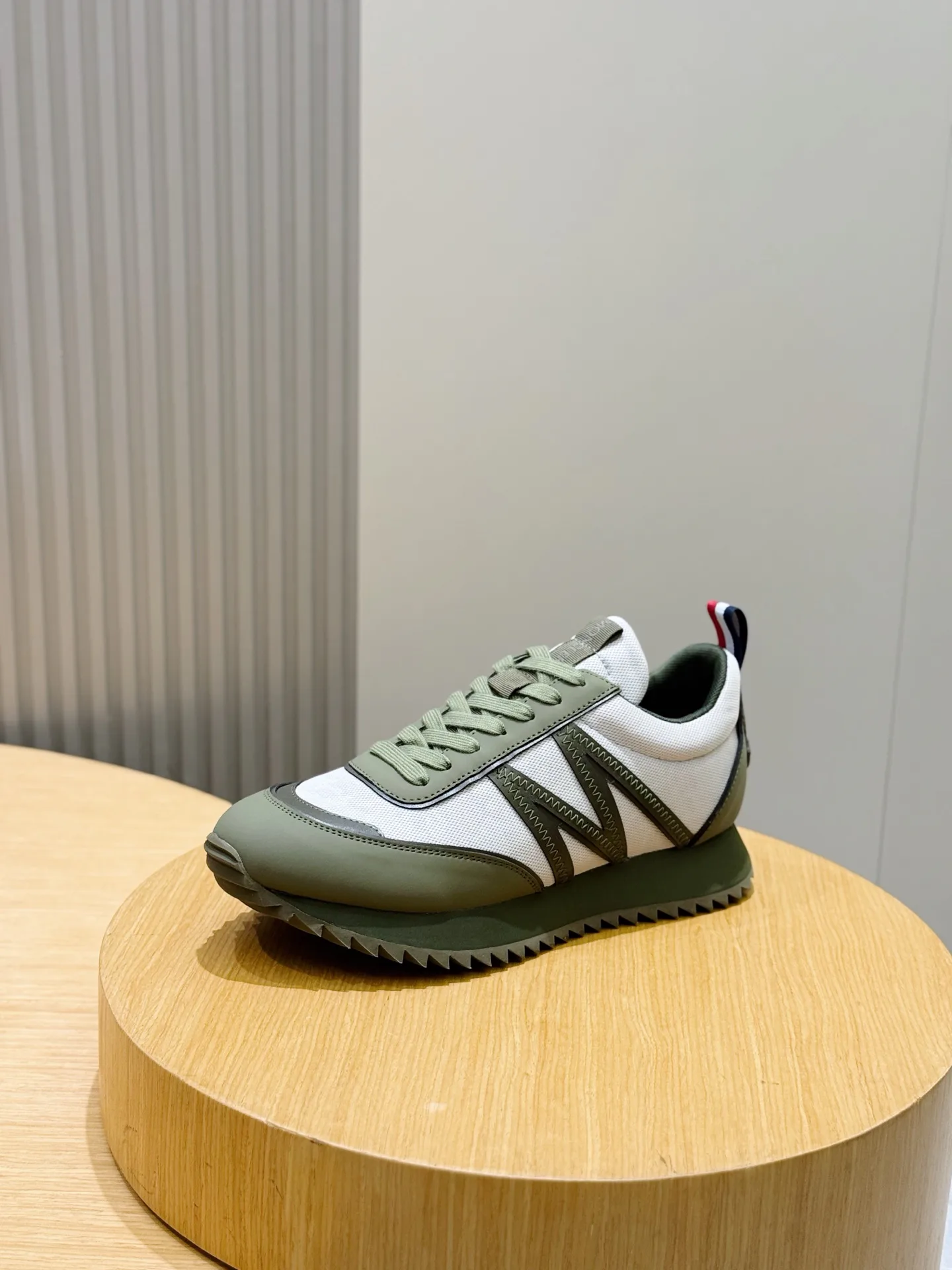 Кроссовки Мужские Moncler 18101511
