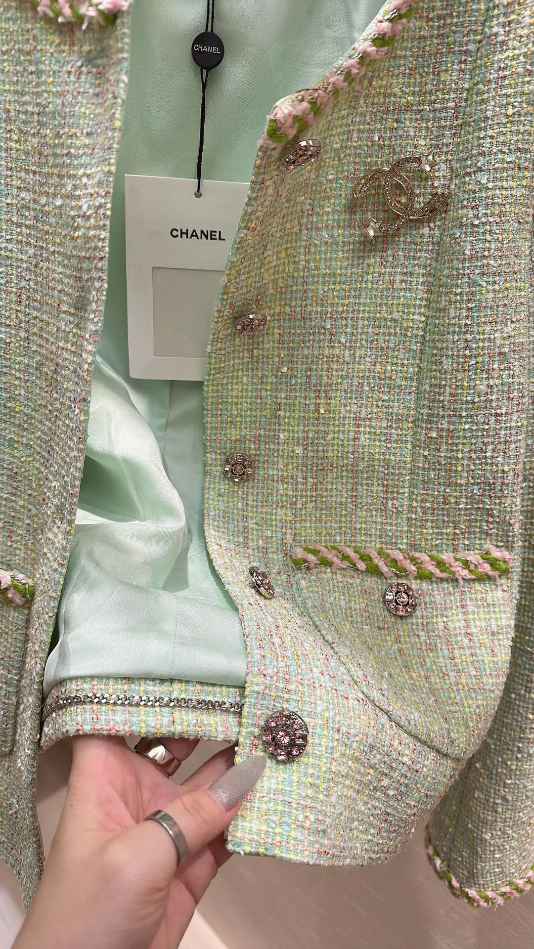 Куртки И Пуховики Женские Chanel 3042929