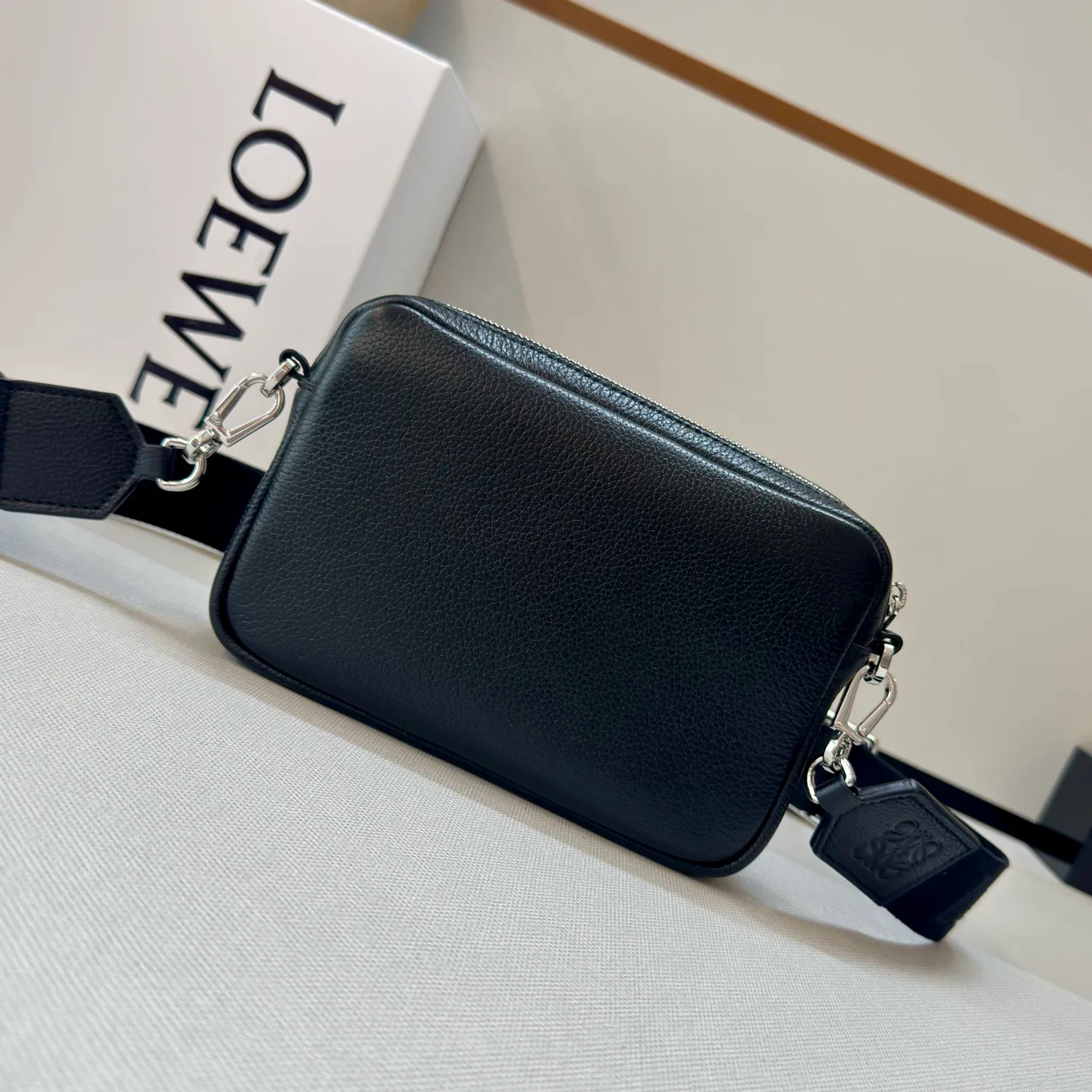 Сумки На Ремне Женские Loewe 11674488
