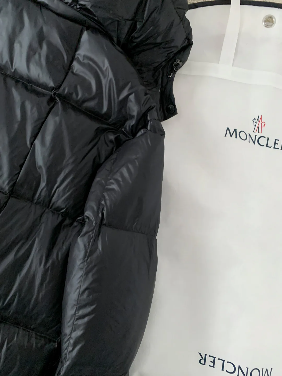 Куртки И Пуховики Мужские Moncler 512270