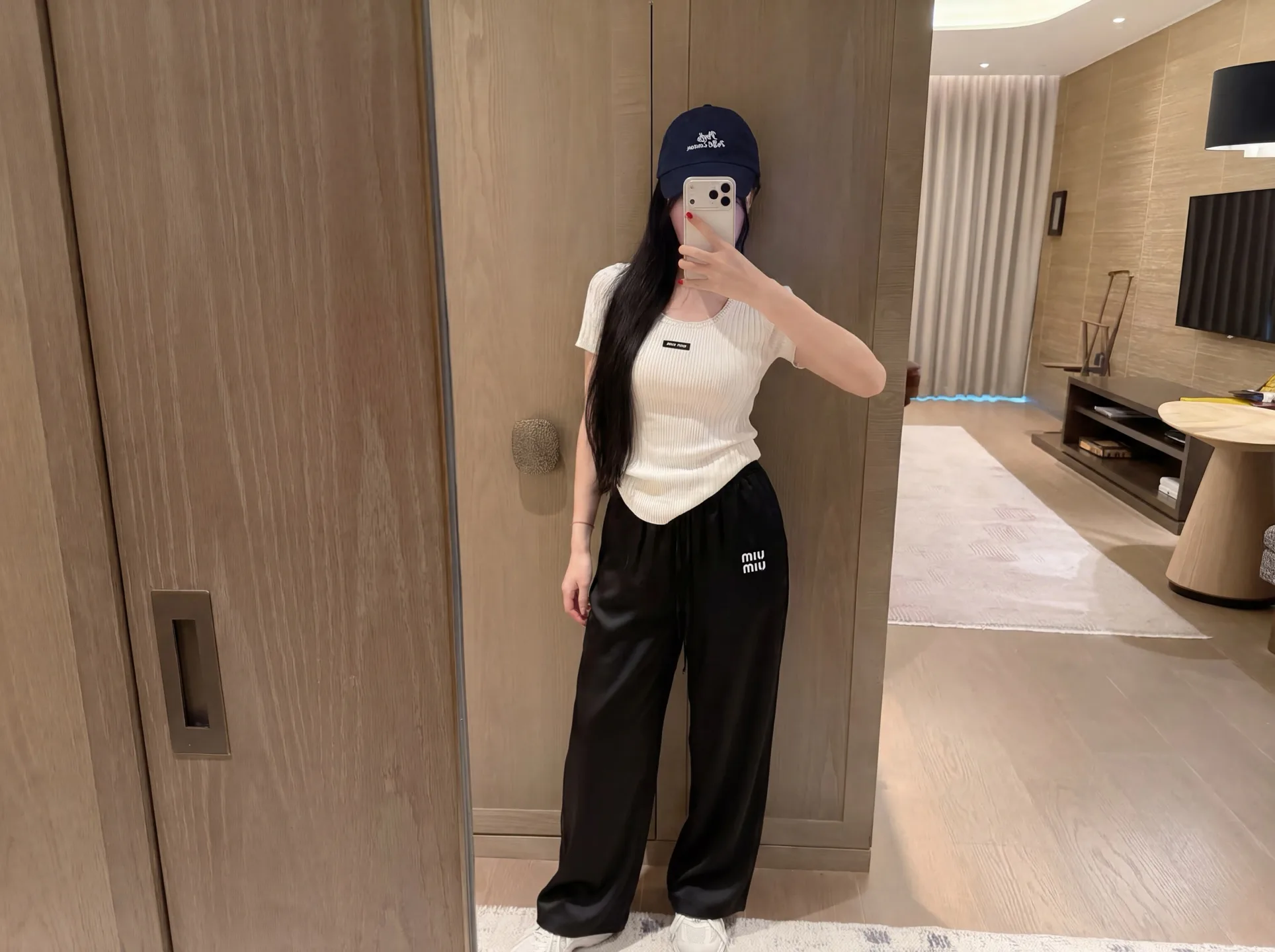 Брюки Женские Miu Miu 11451095