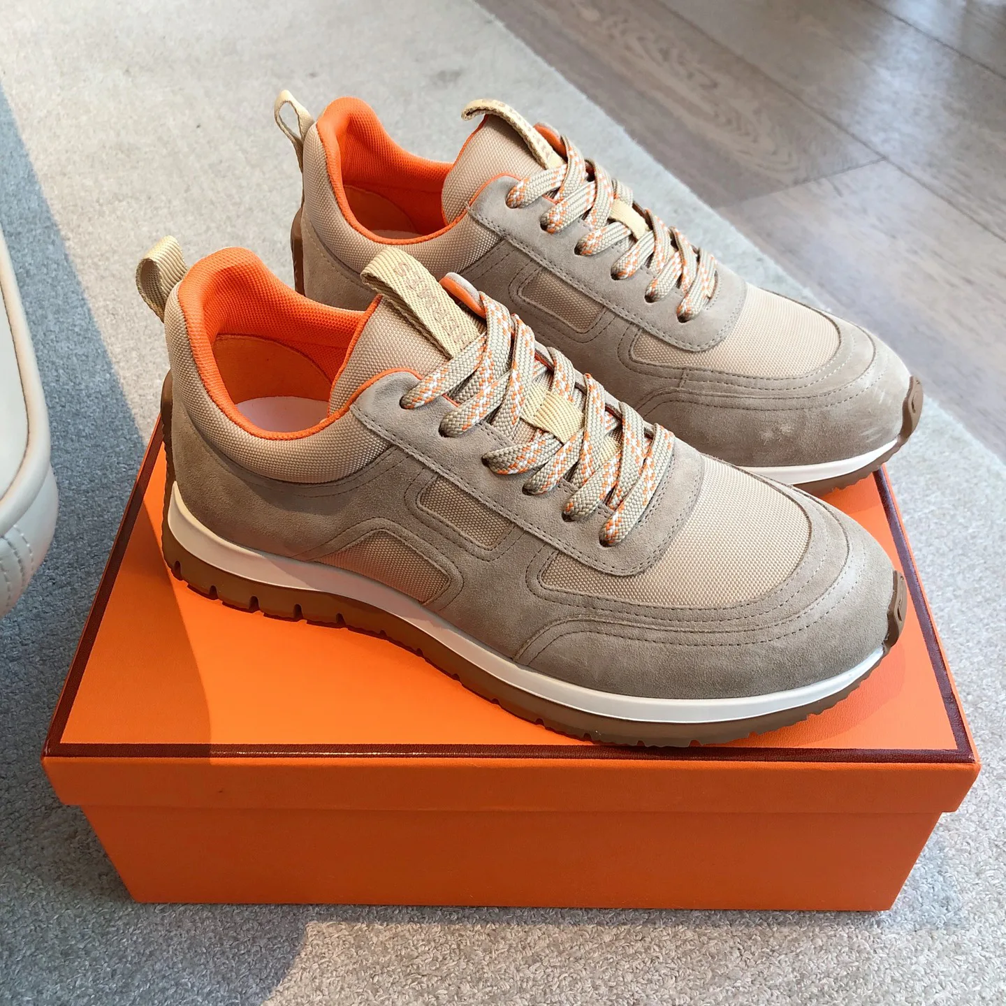 Кроссовки Женские Hermes 1237236