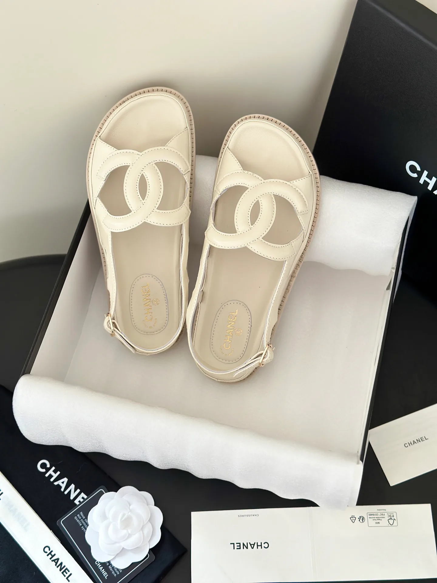 Босоножки Женские Chanel 18143027