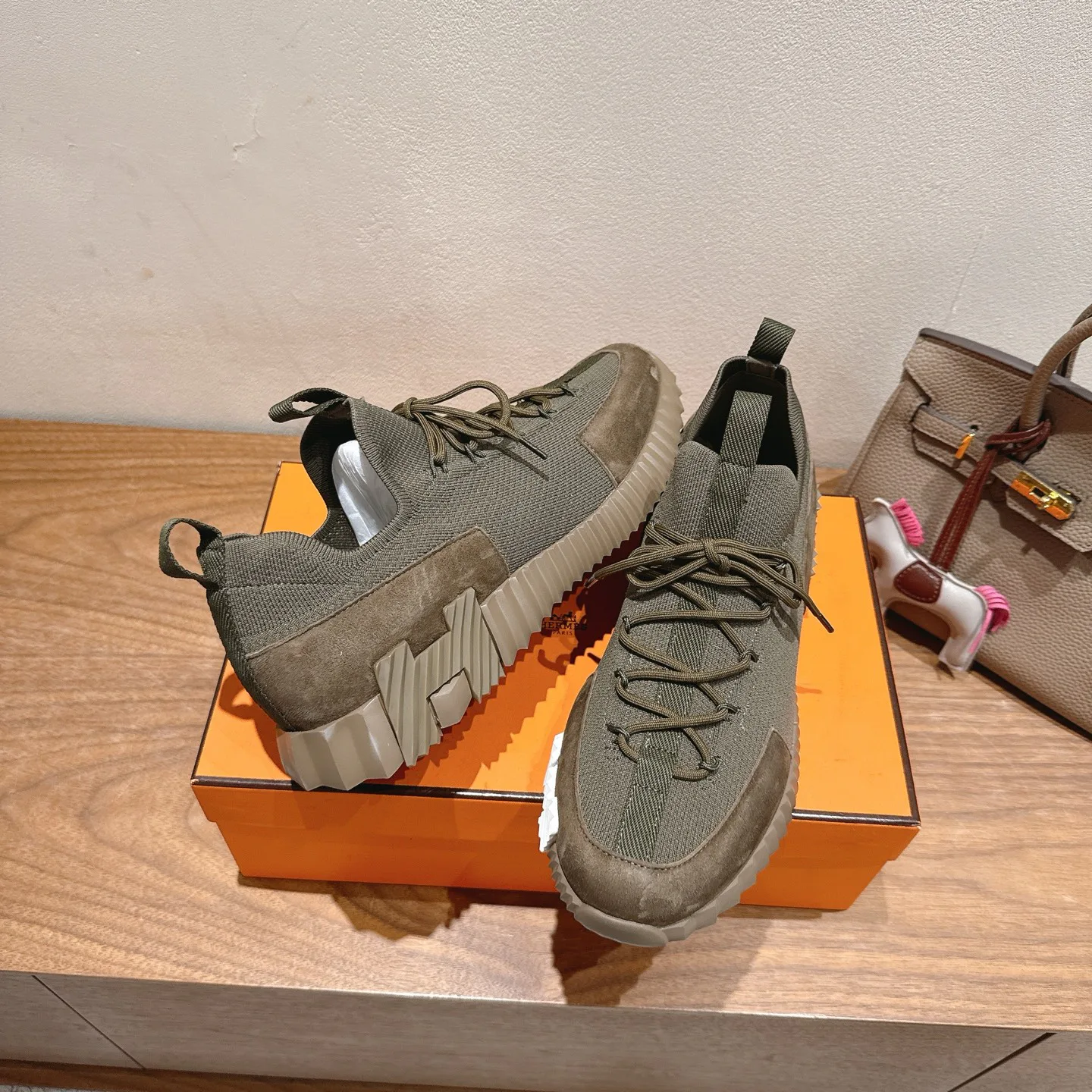 Кроссовки Женские Hermes 4852686