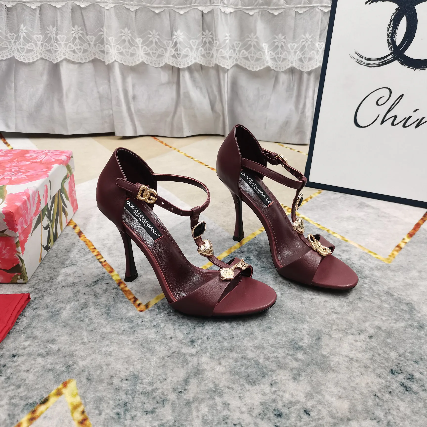 Босоножки Женские Dolce & Gabbana 11247978