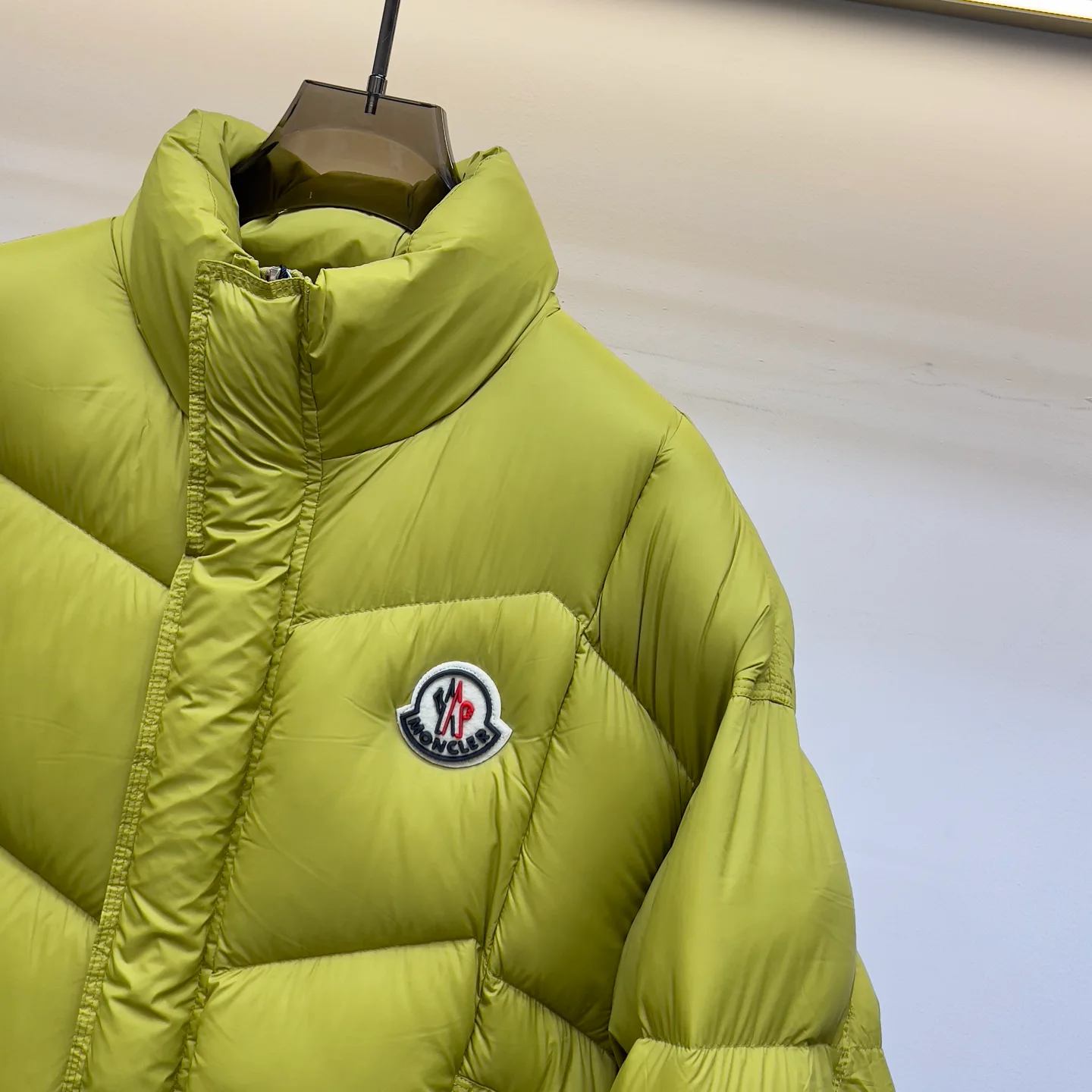 Куртки И Пуховики Женские Moncler 844063