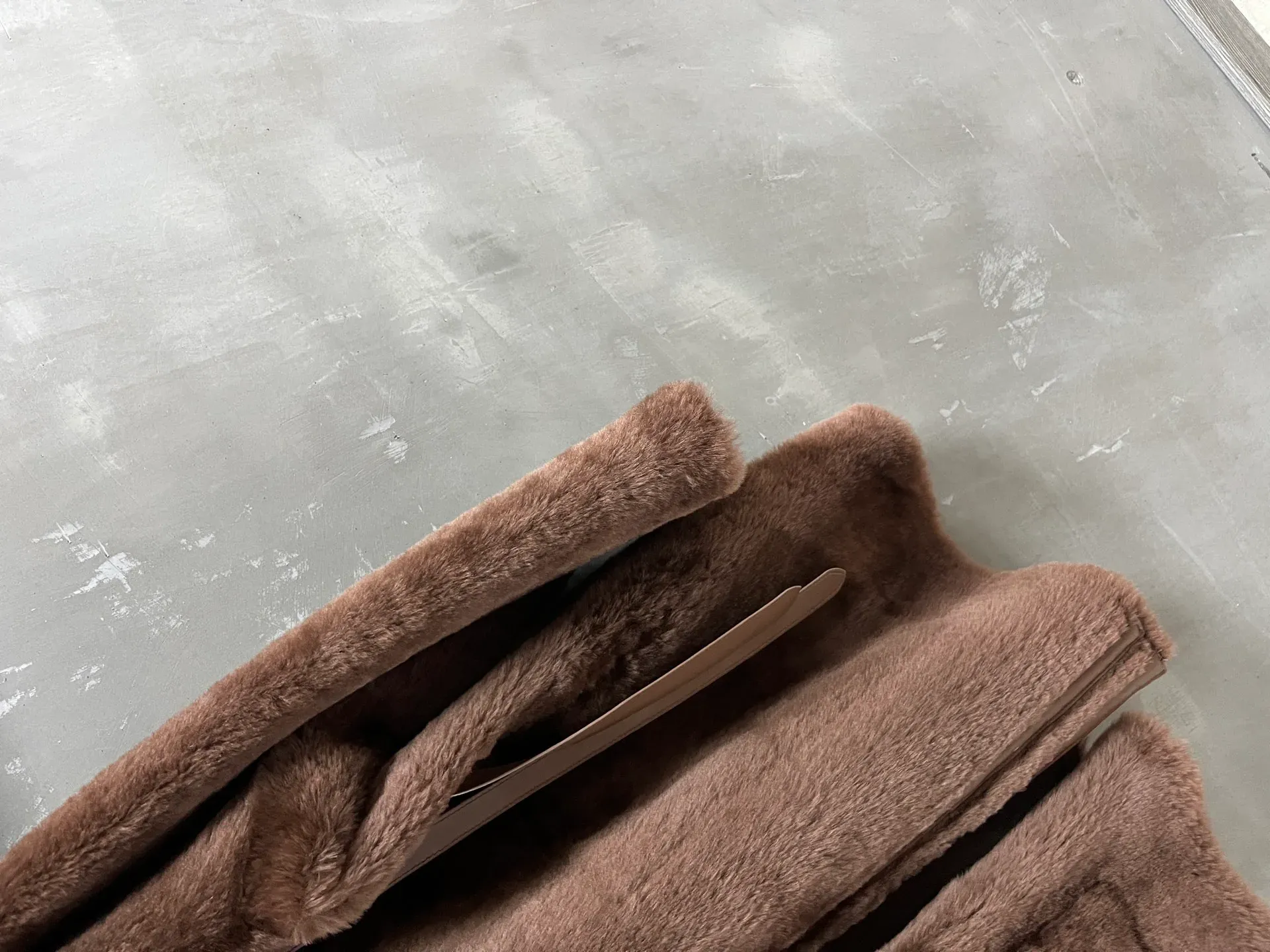 Кожаные Куртки И Дублёнки Женские Hermes 202455