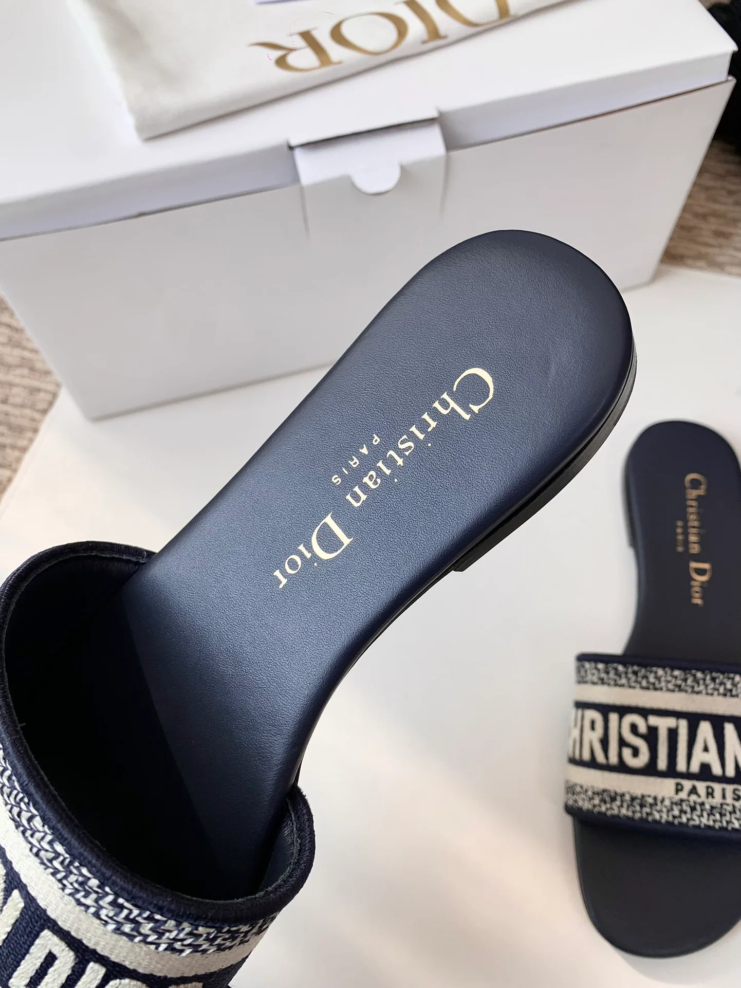 Шлепанцы Женские Christian Dior 12679393