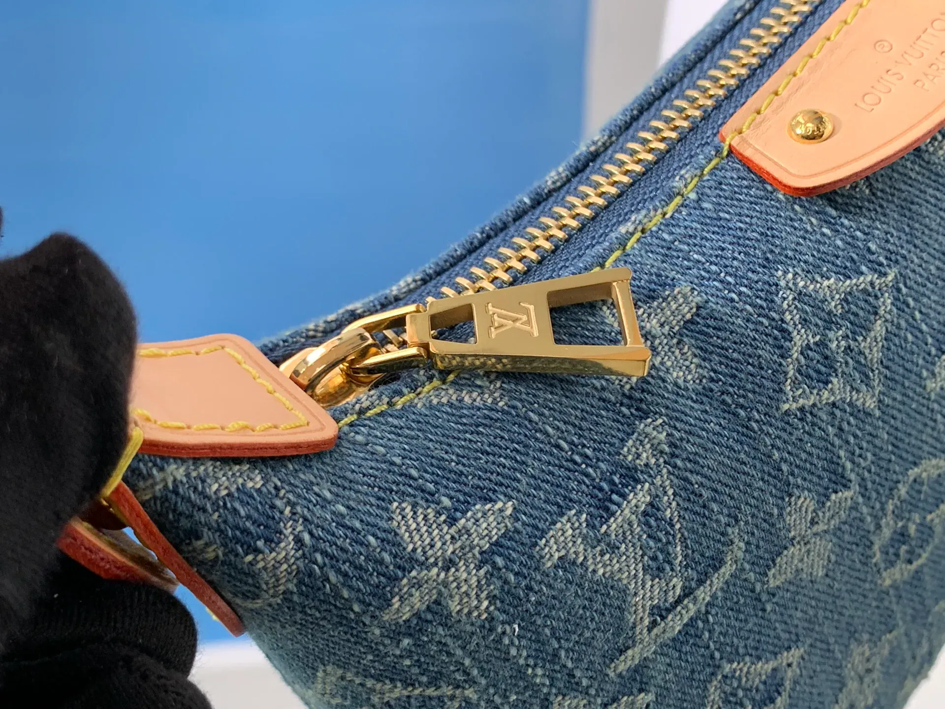 Сумки На Ремне Женские Louis Vuitton 108913