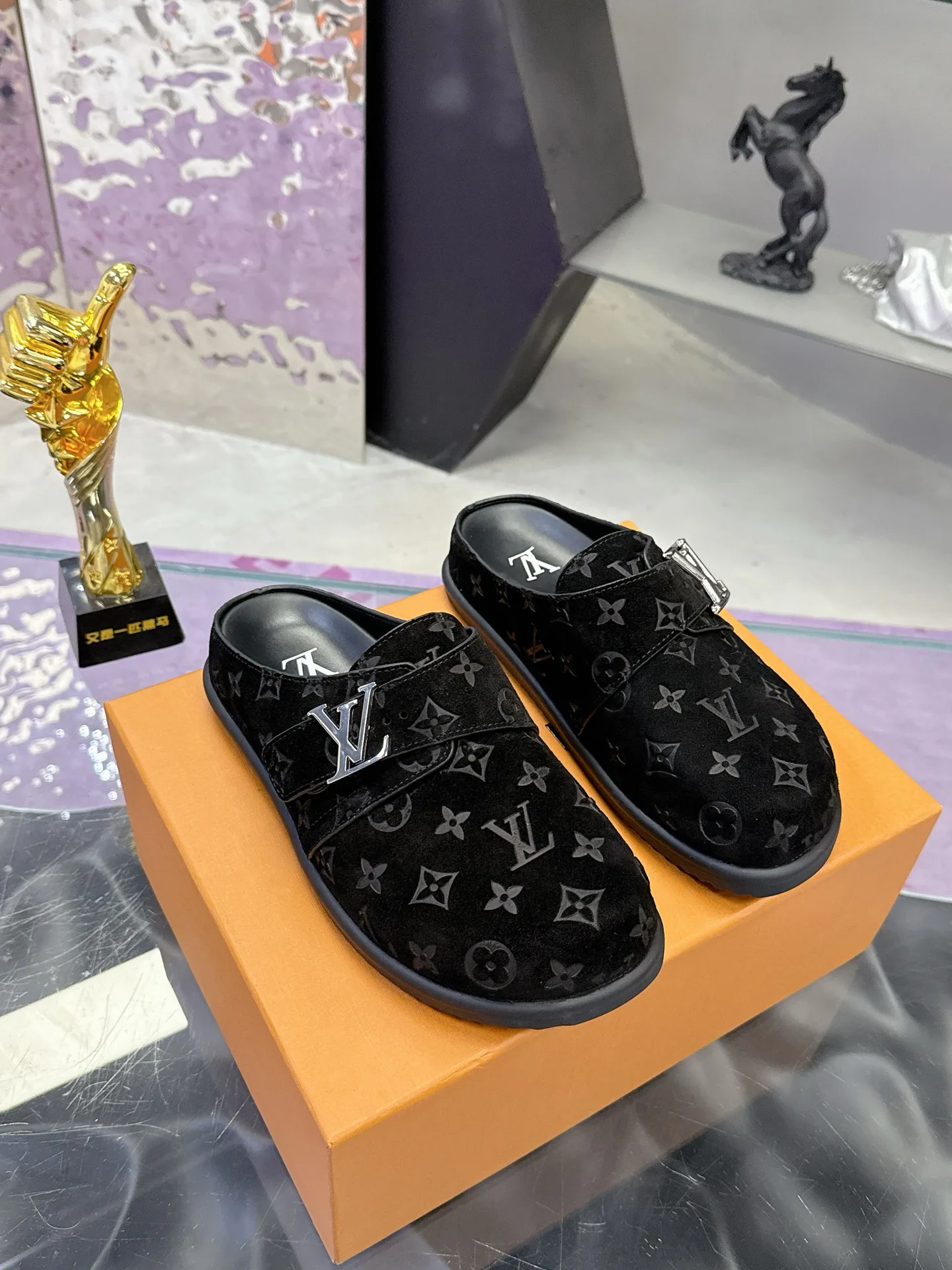 Мюли И Сабо Женские Louis Vuitton 17530436