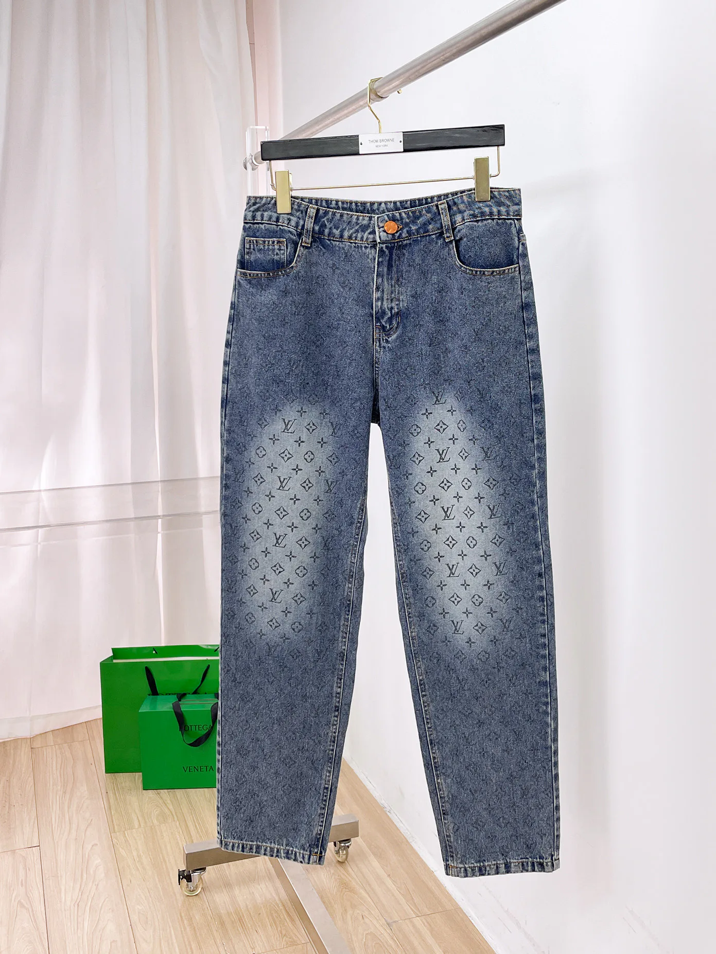 Джинсы Мужские Louis Vuitton 18596807